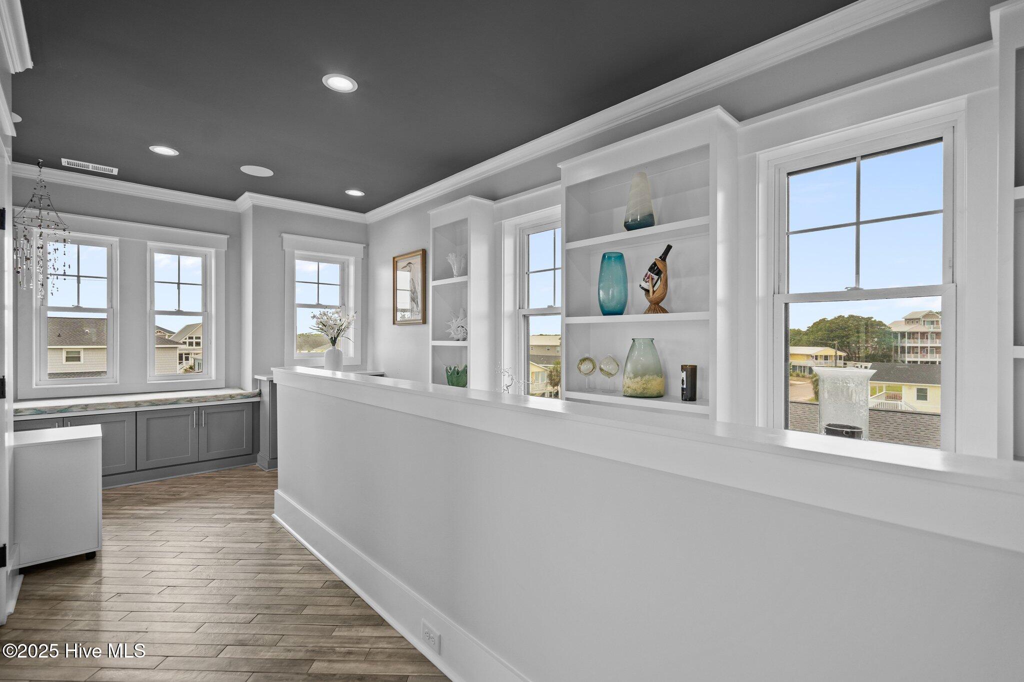 100514029 | Photo 46