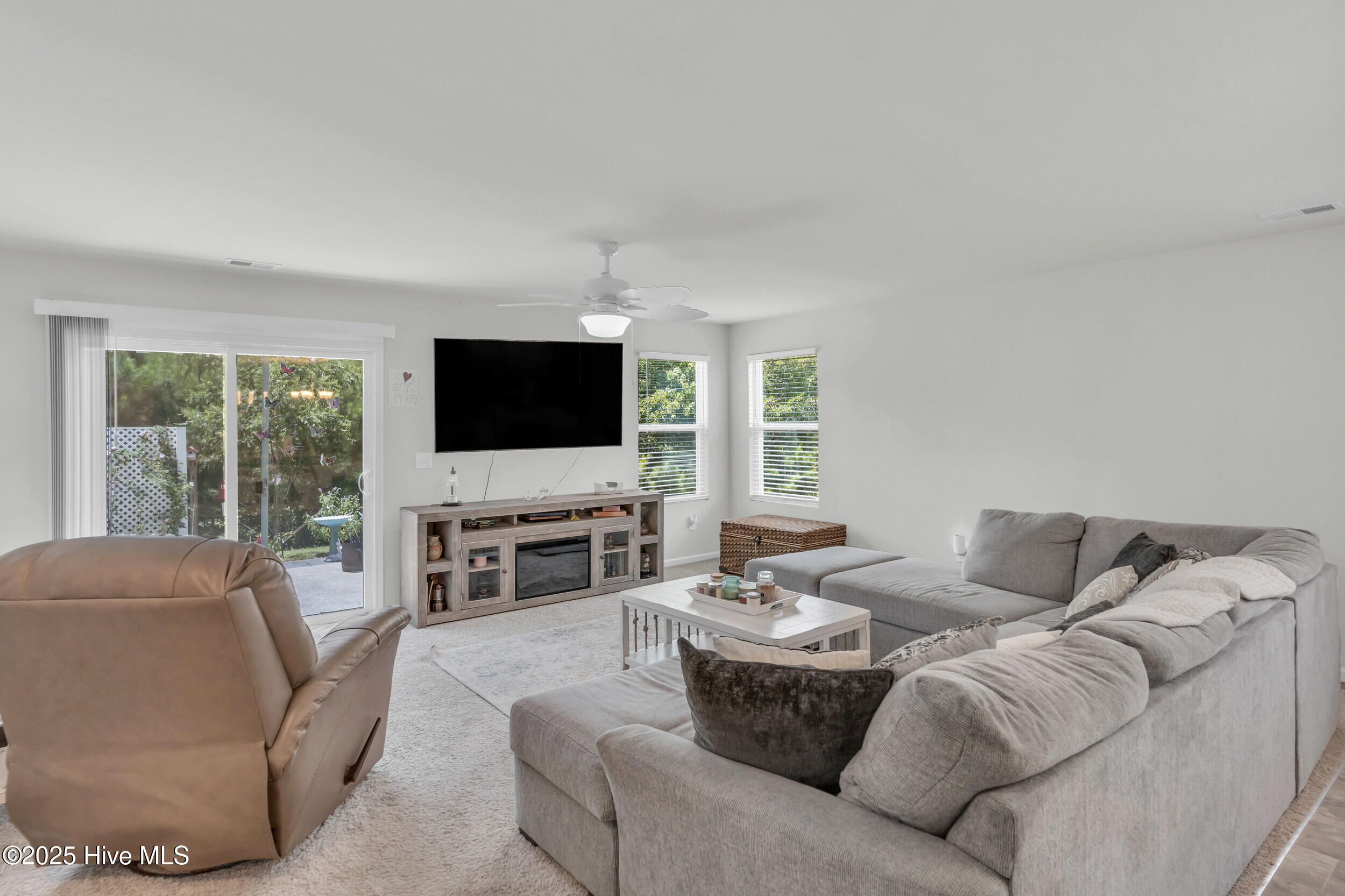693 Landmark Cove, Carolina Shores, NC 28467 – photo 6: 693landmarkcv00006