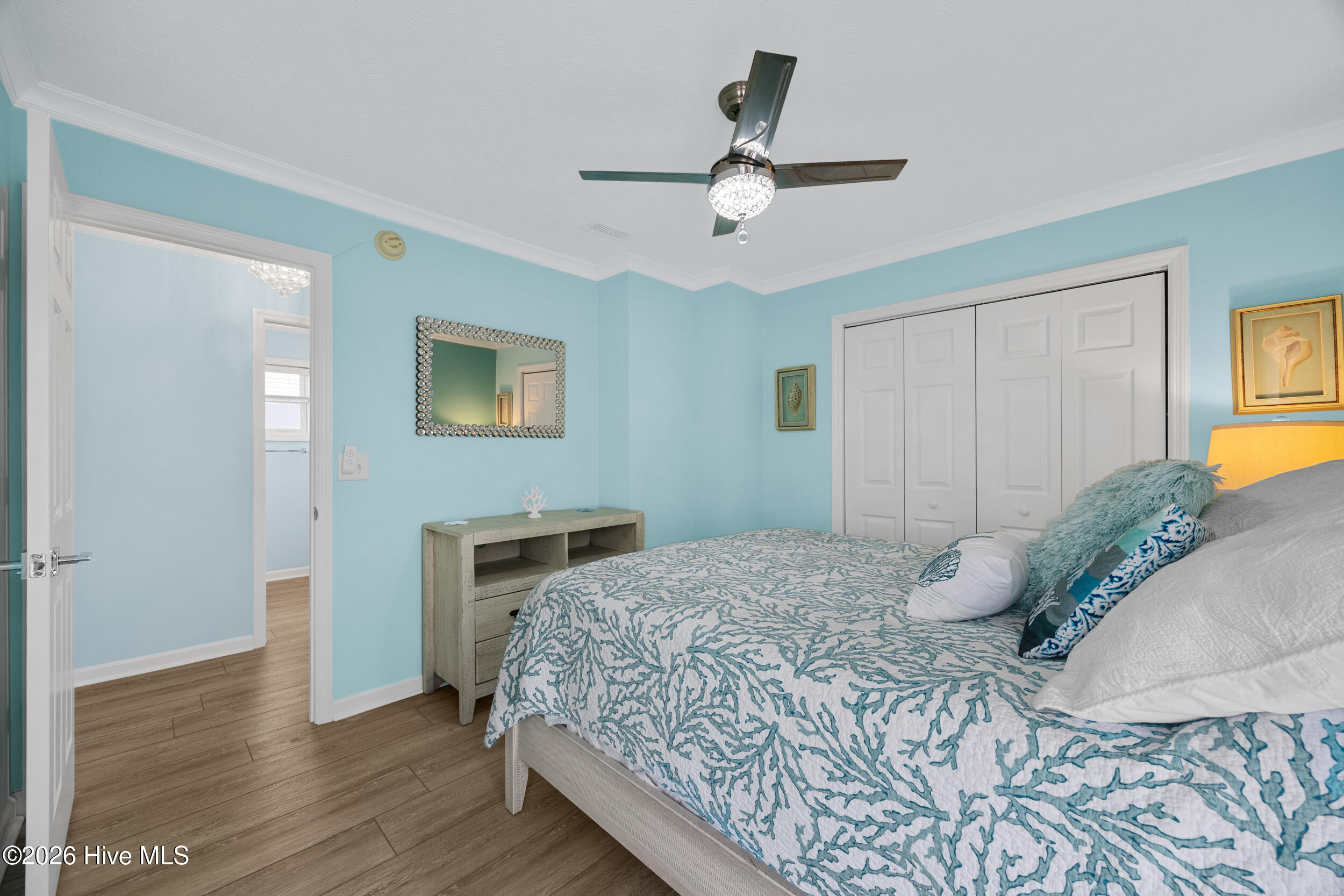 100558134 | Photo 29