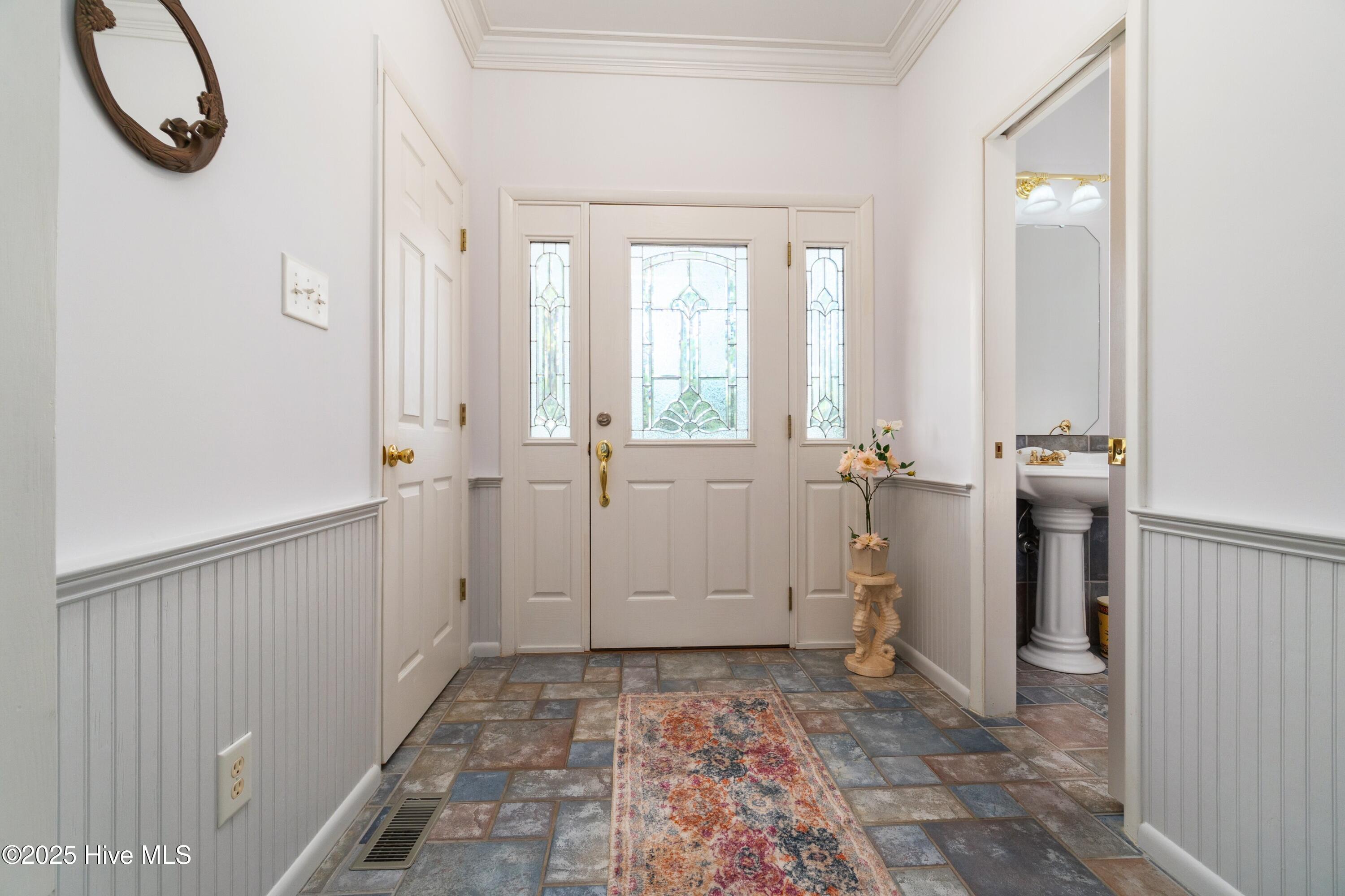 505 Ragan Road,Oriental