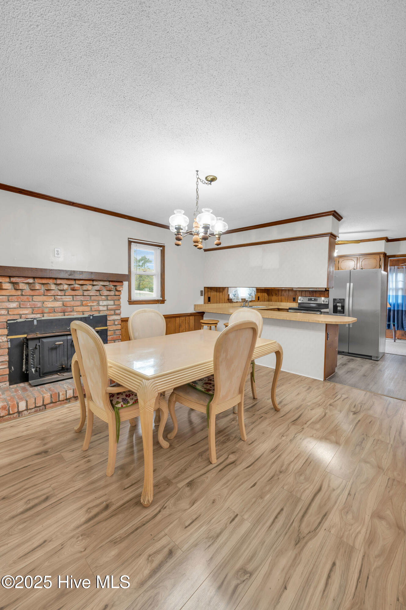 100533688 | Photo 15