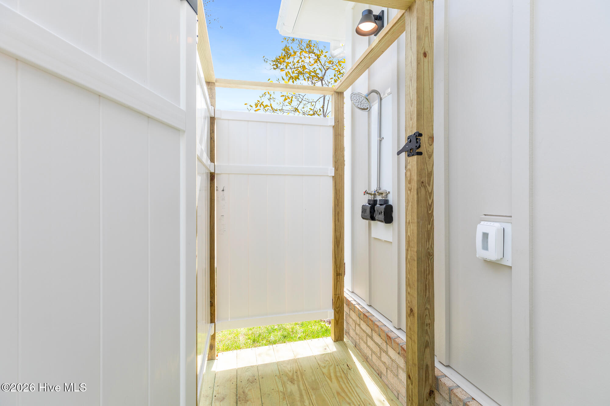 100516675 | Photo 88