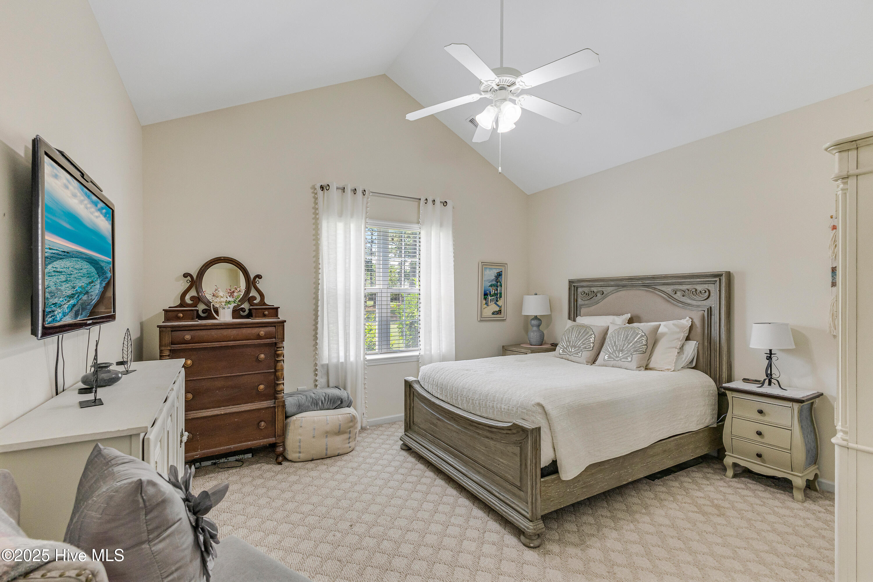 100525236 | Photo 21