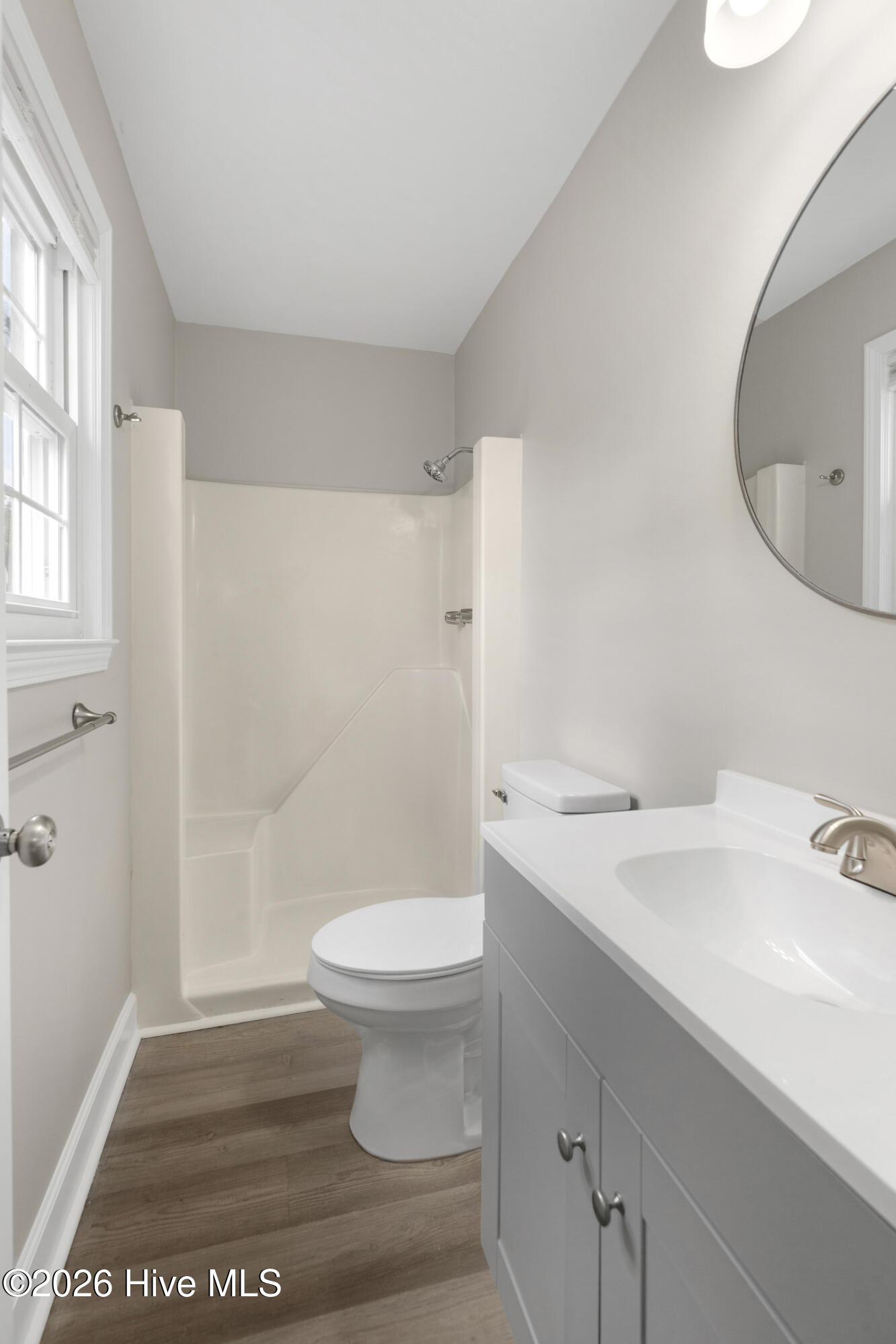 100558477 | Photo 26