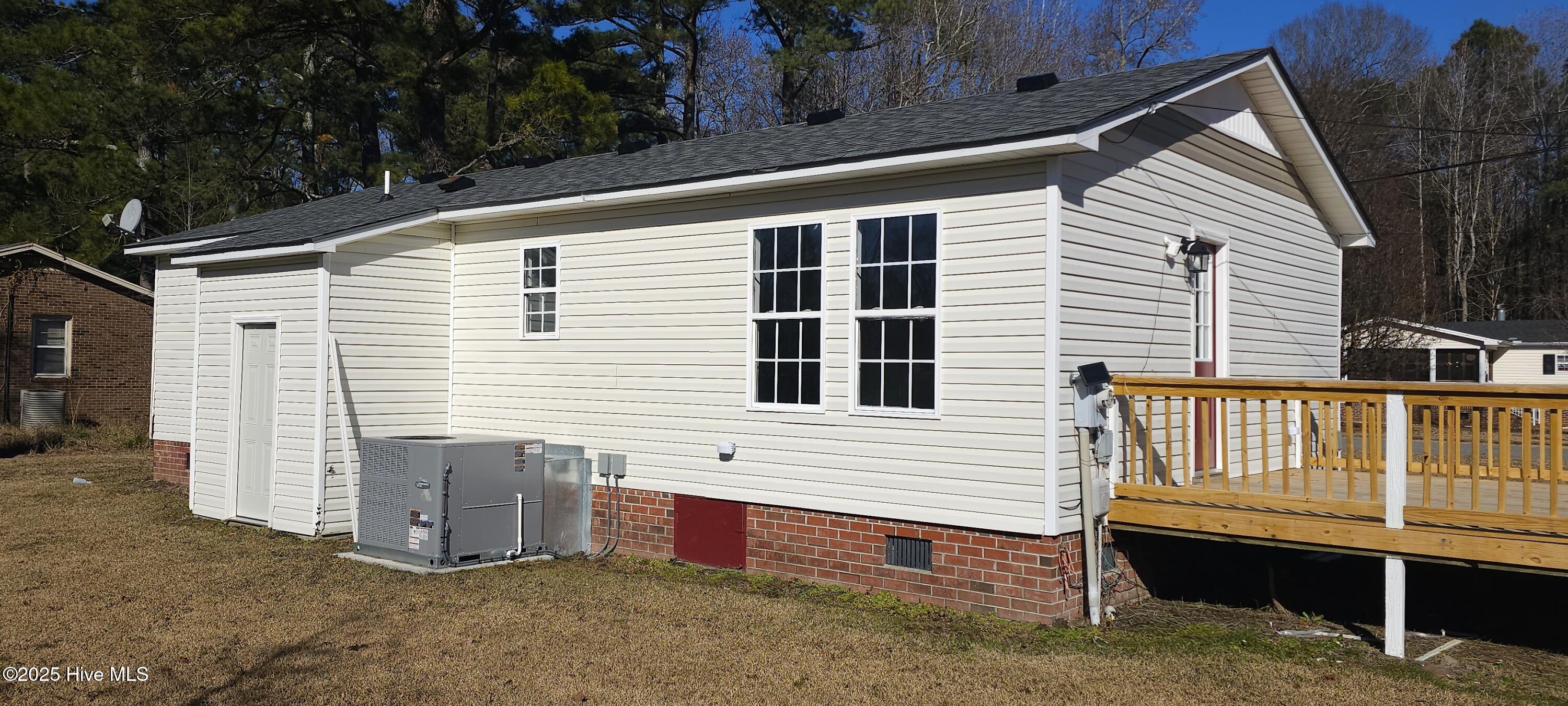 Homes for sale in Ahoskie, NC | 809 1St St E, Ahoskie, NC 27910 | MLS# 100545918