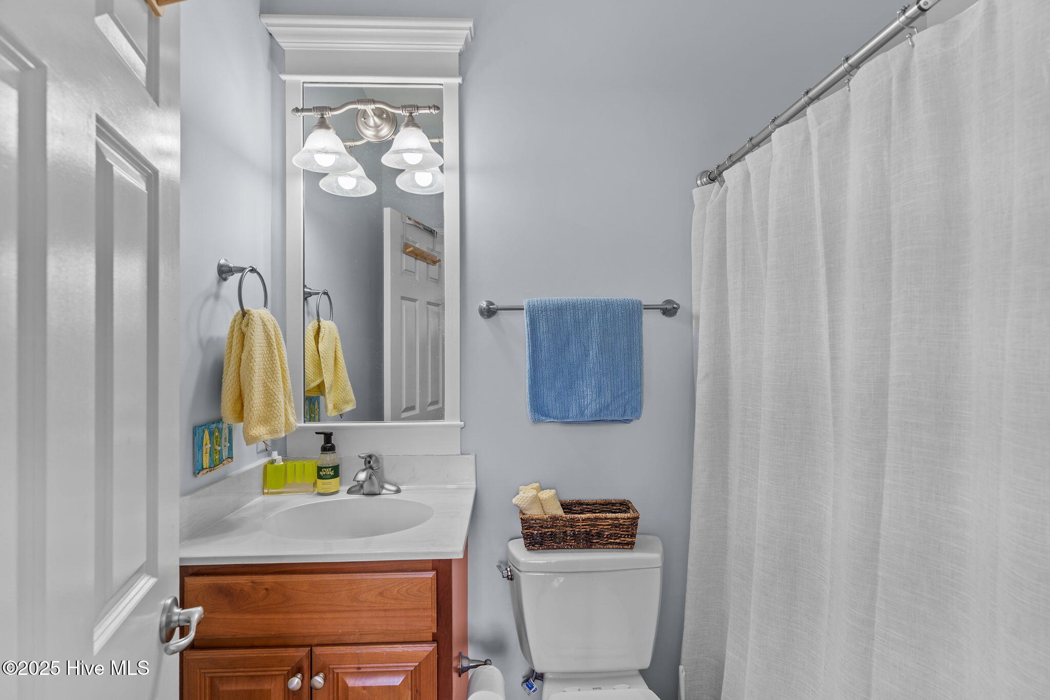 100539989 | Photo 37