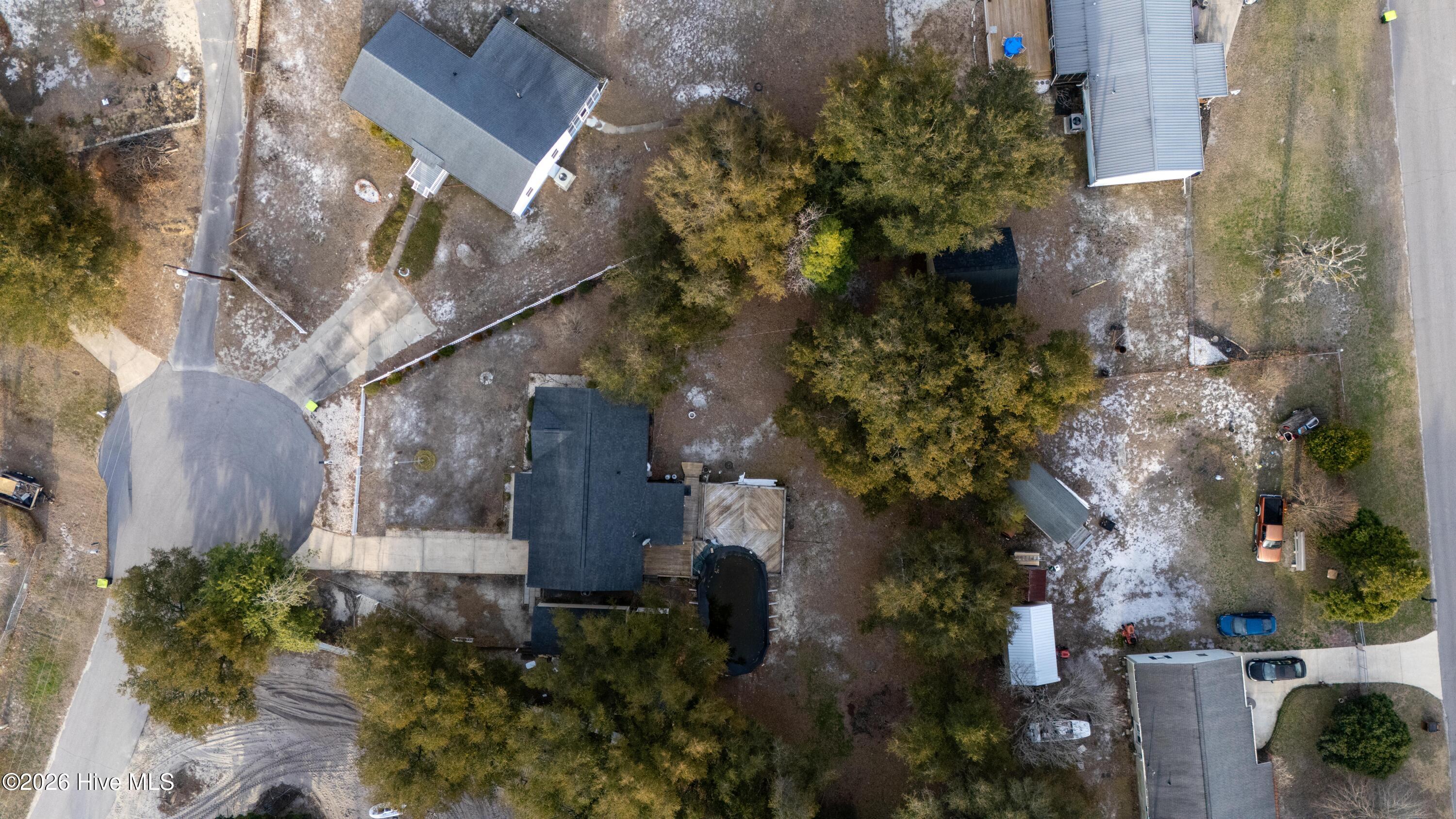 100557302 | Photo 33