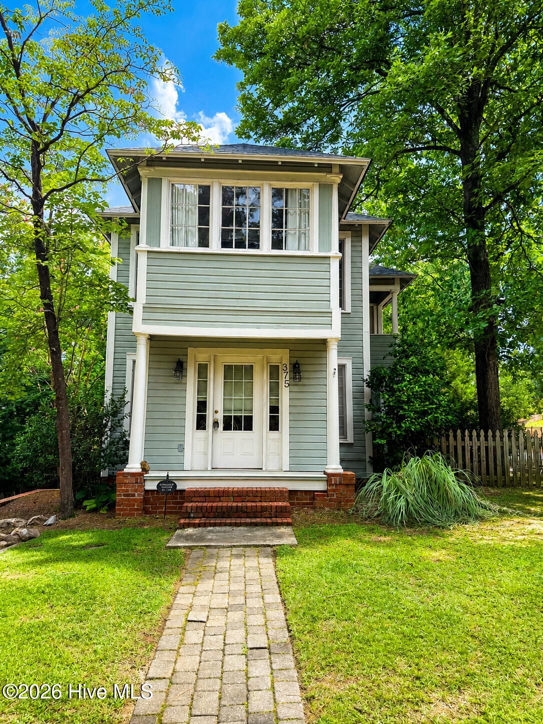 Exterior photo of 375 E Maine Avenue, Southern Pines, NC 28387. MLS: 100585445