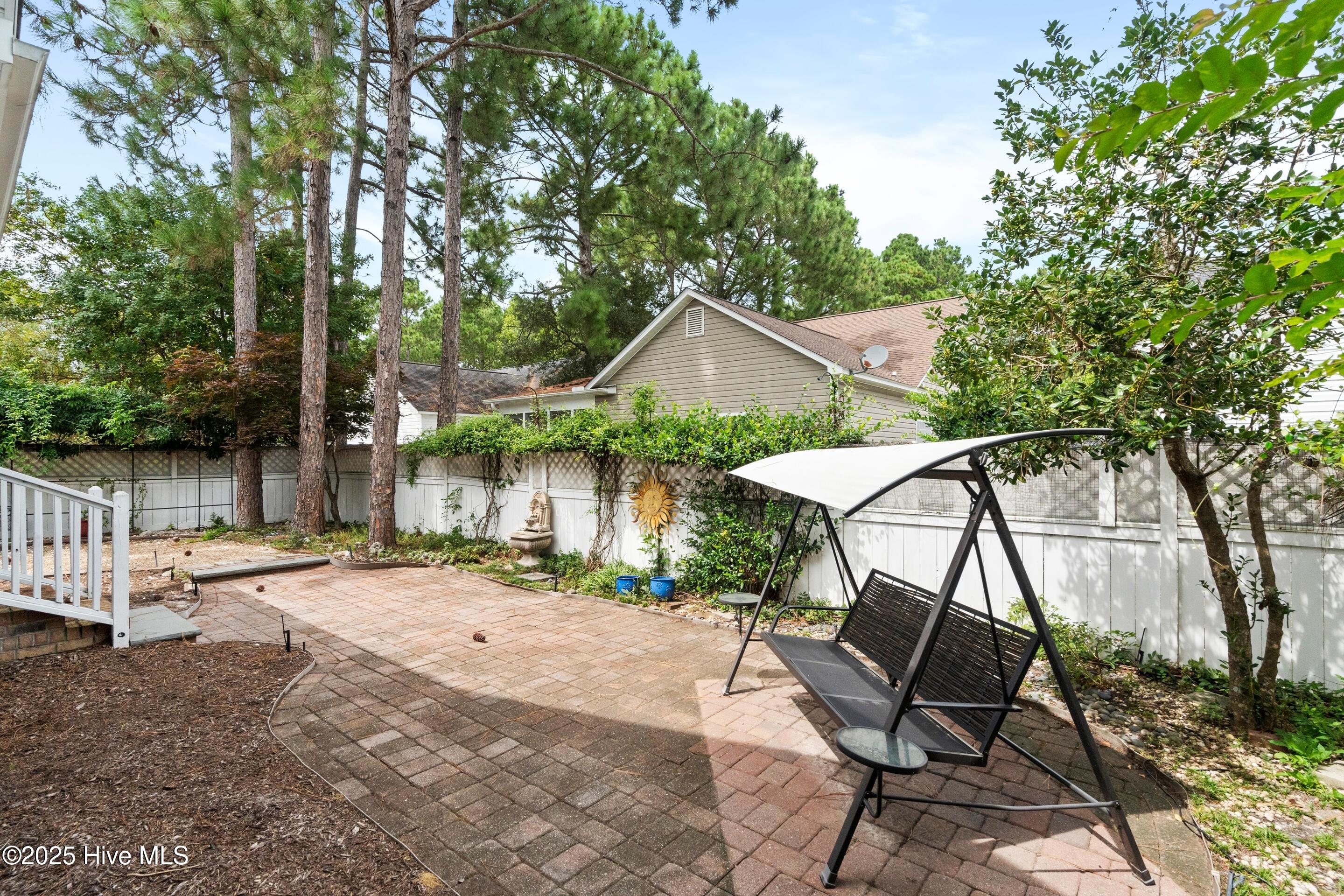 100525982 | Photo 60