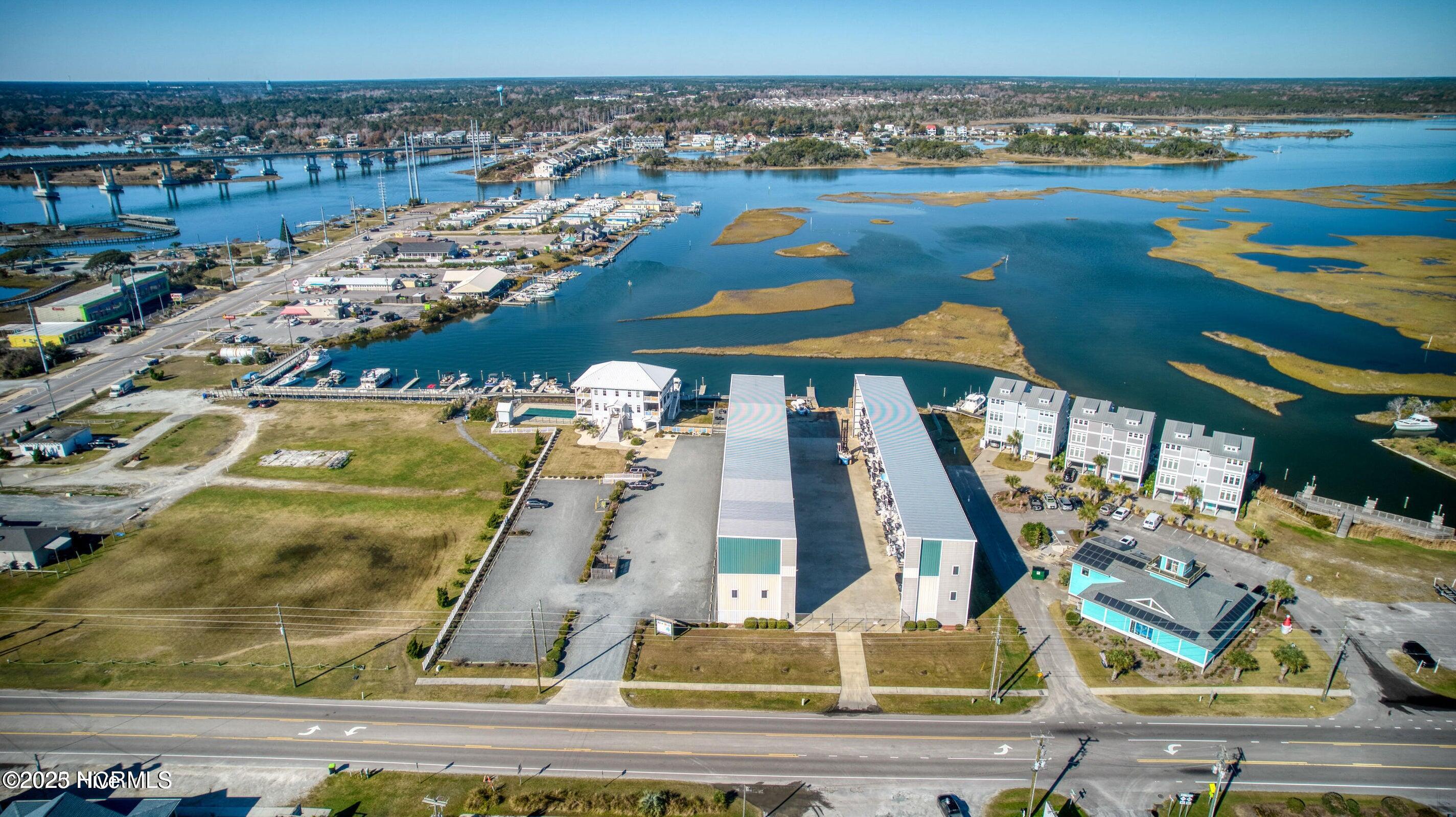 100514577 | Photo 43