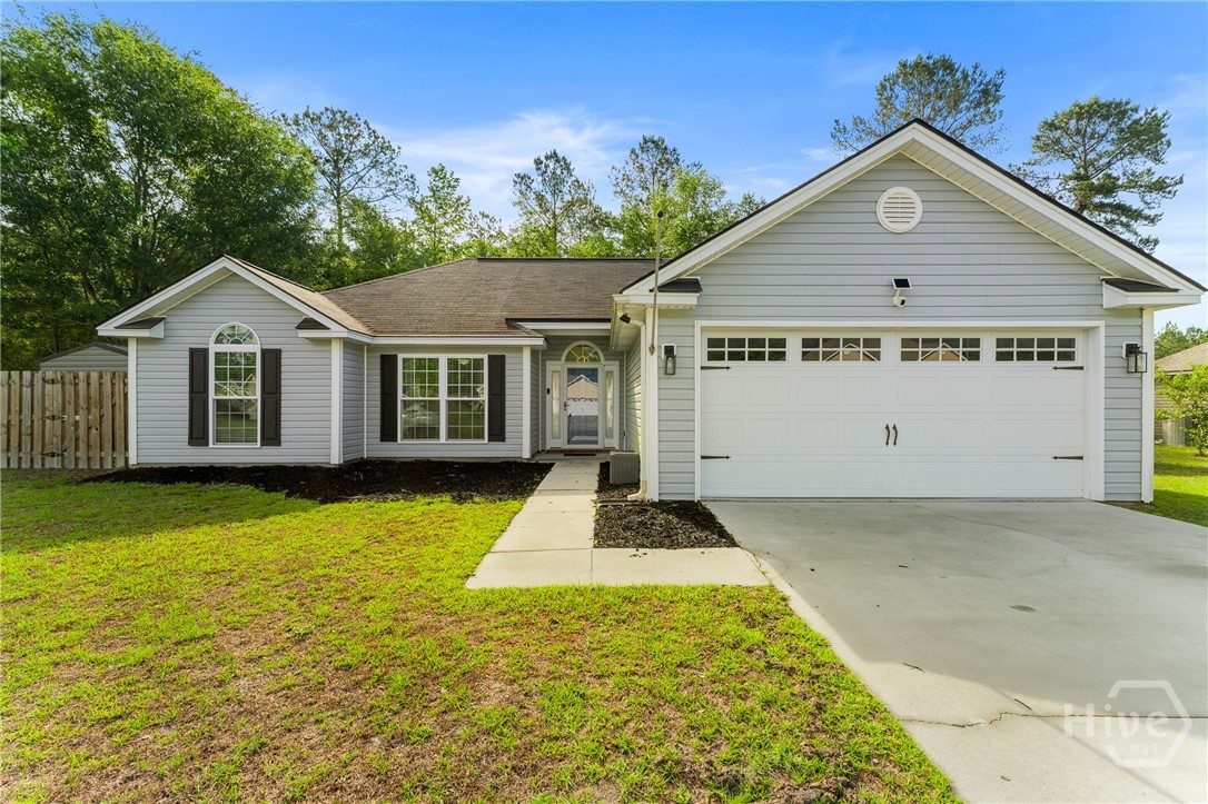 Homes for sale in Ellabell, GA | 40 Abigail Cir, Ellabell, GA 31308 | MLS# SA355768