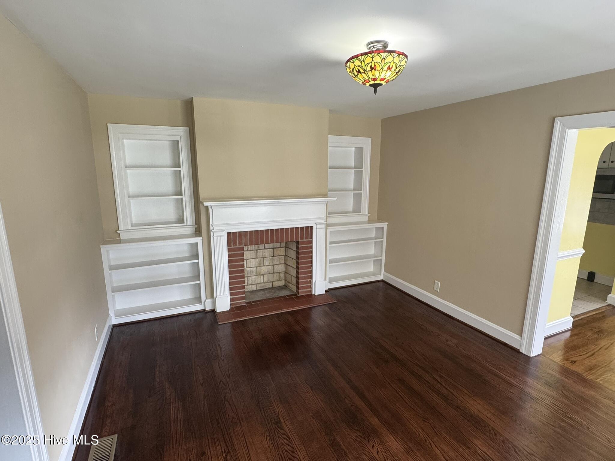 AF928926-180C-44C0-9F4E-BD70611BE3F4_1_1