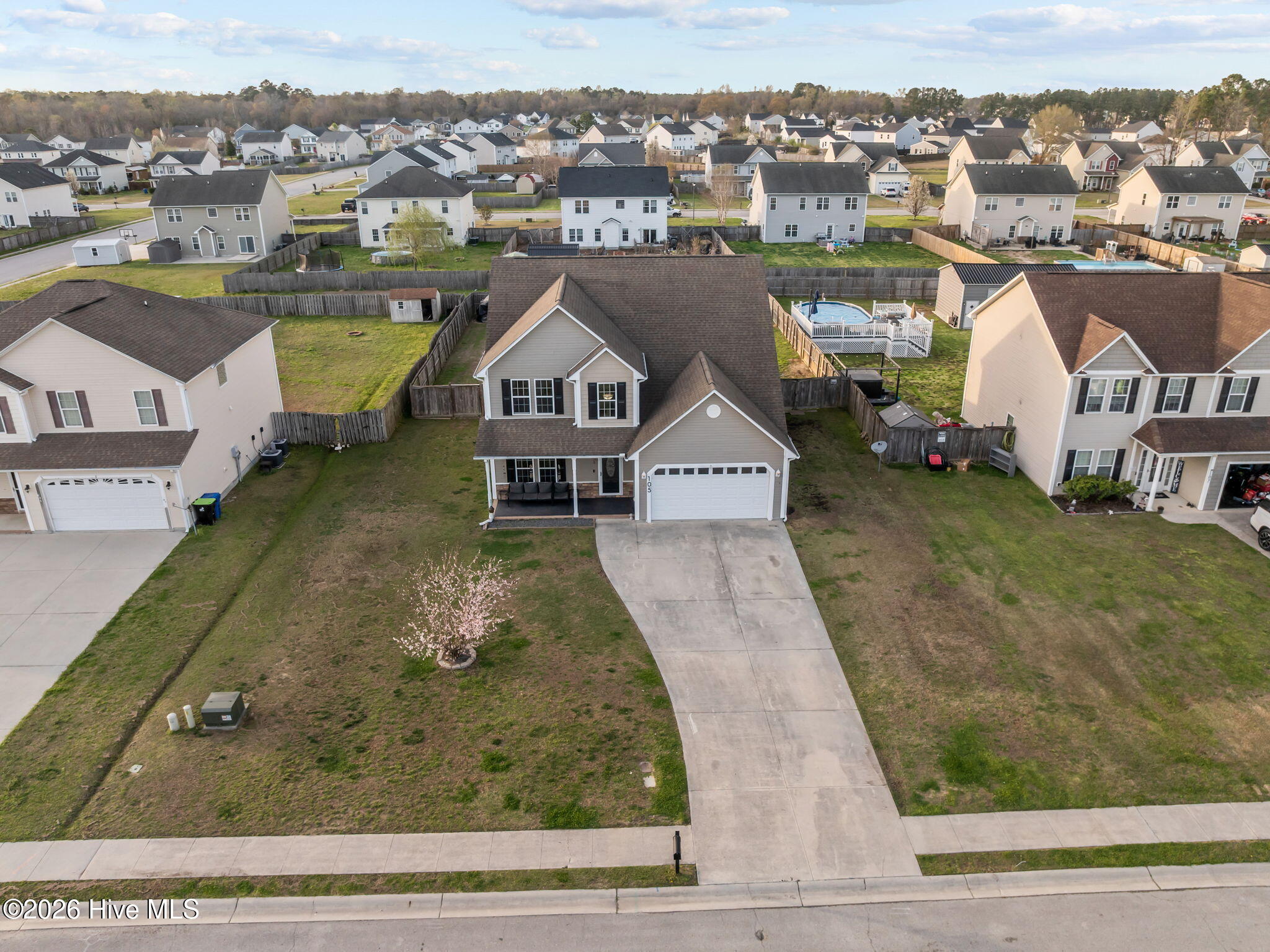 100560340 | Photo 48