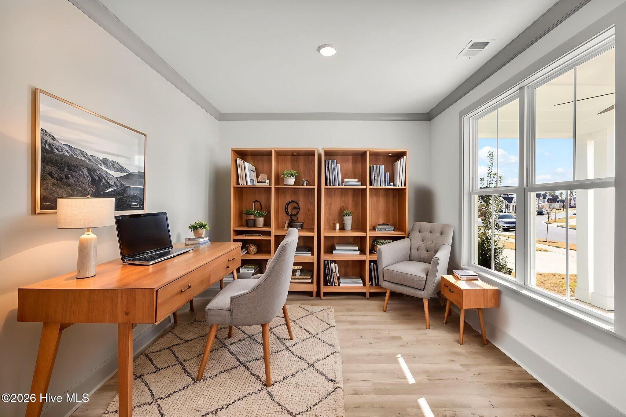 100446979 | Photo 32