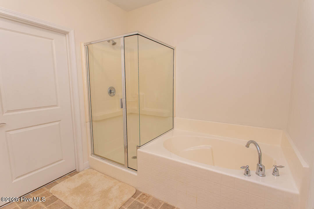 100507246 | Photo 14