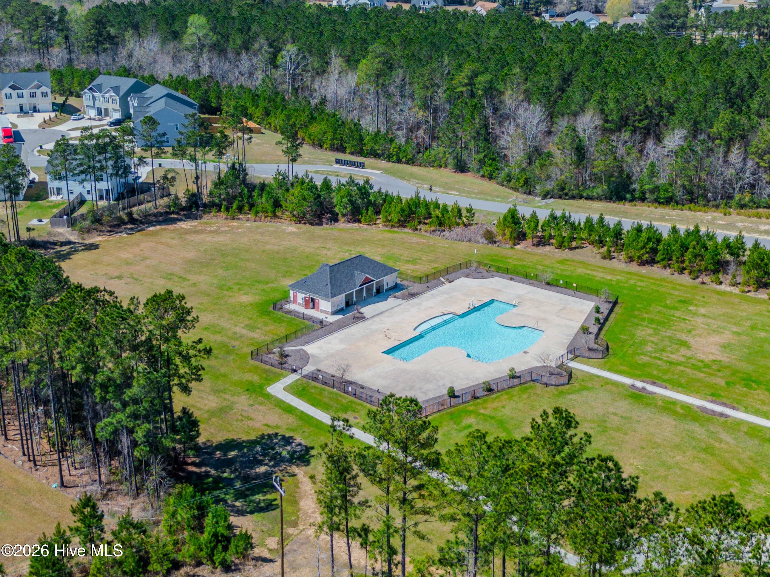 100565496 | Photo 44