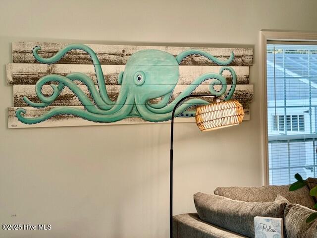 100545035 | Photo 91