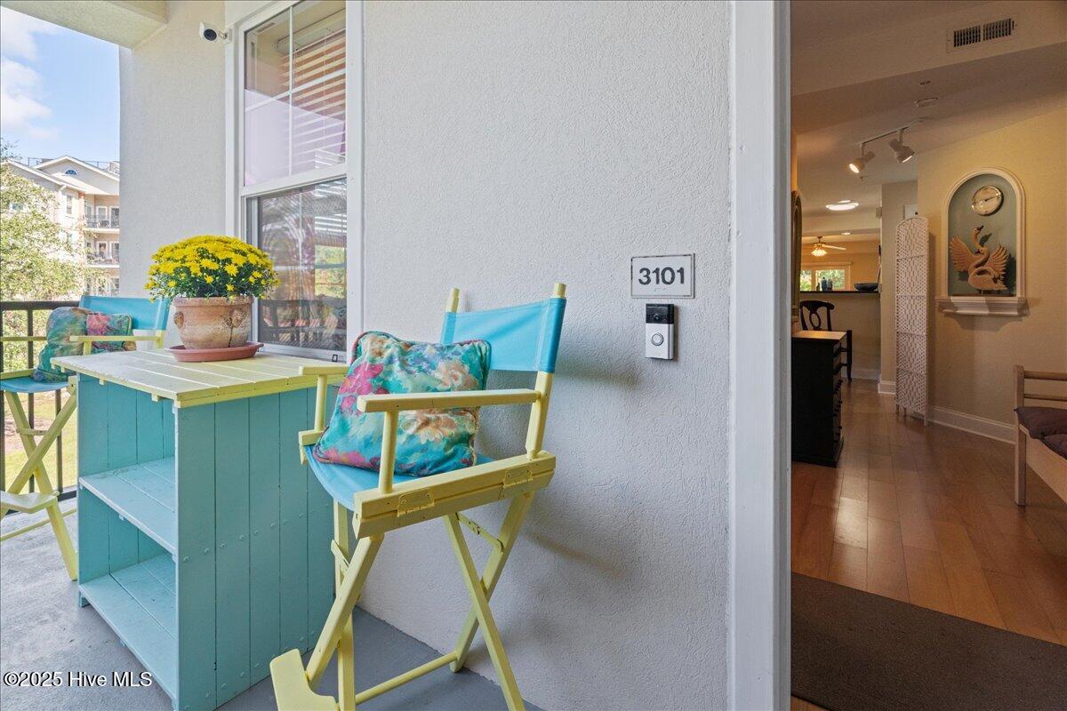 100535448 | Photo 19