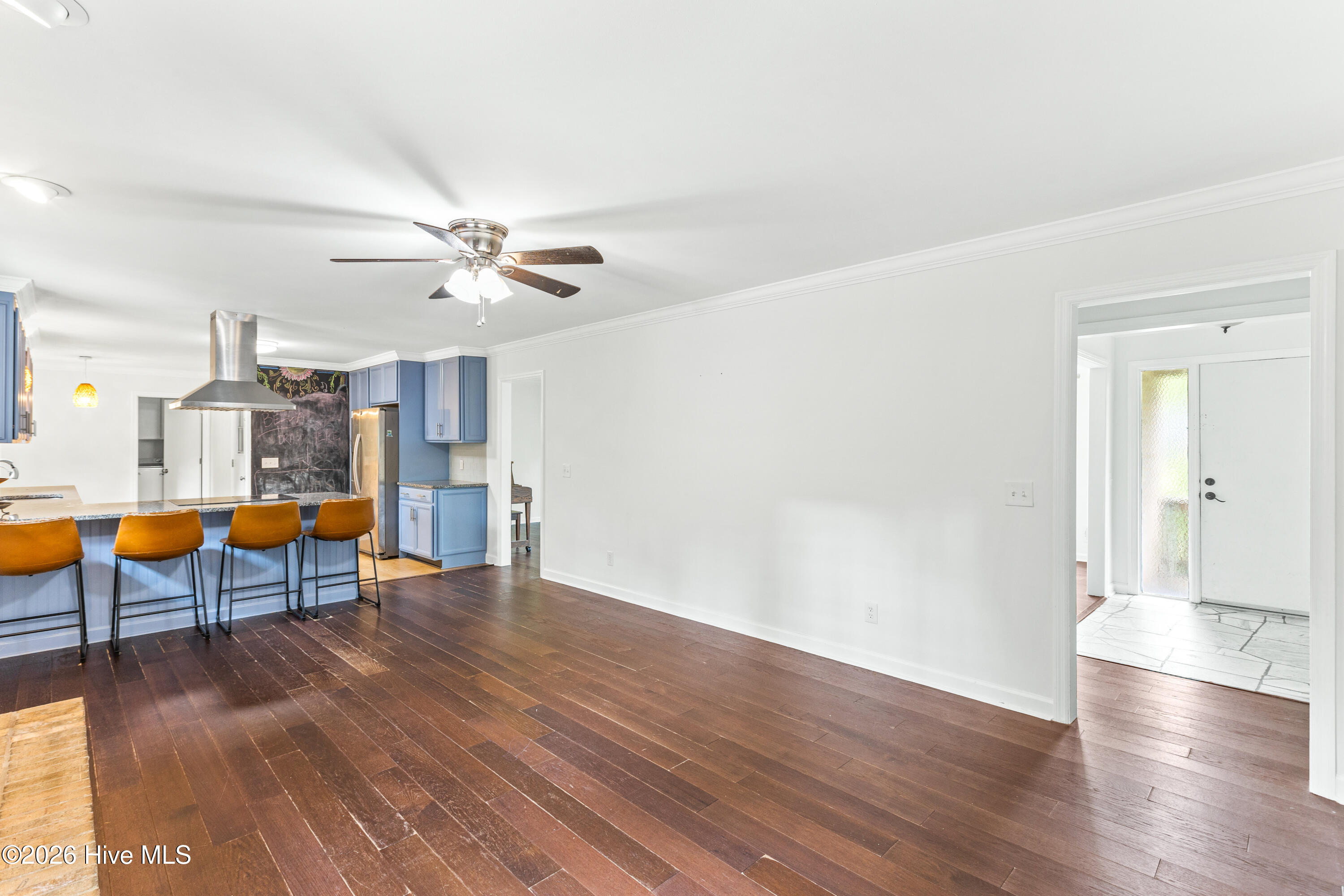 100552931 | Photo 10