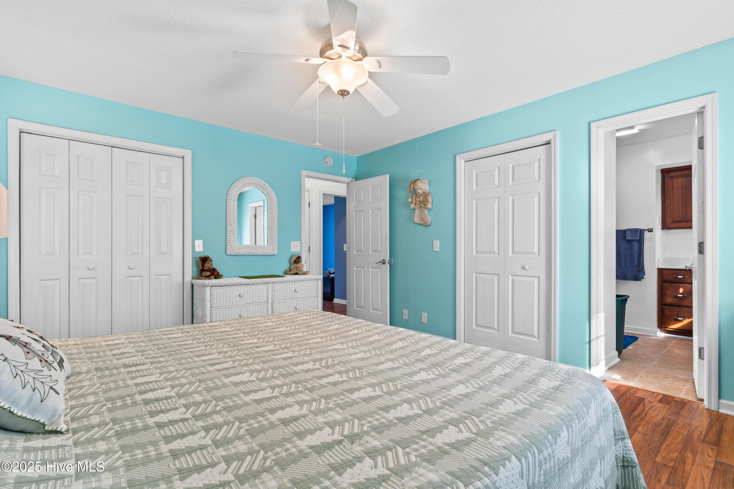 100545558 | Photo 14