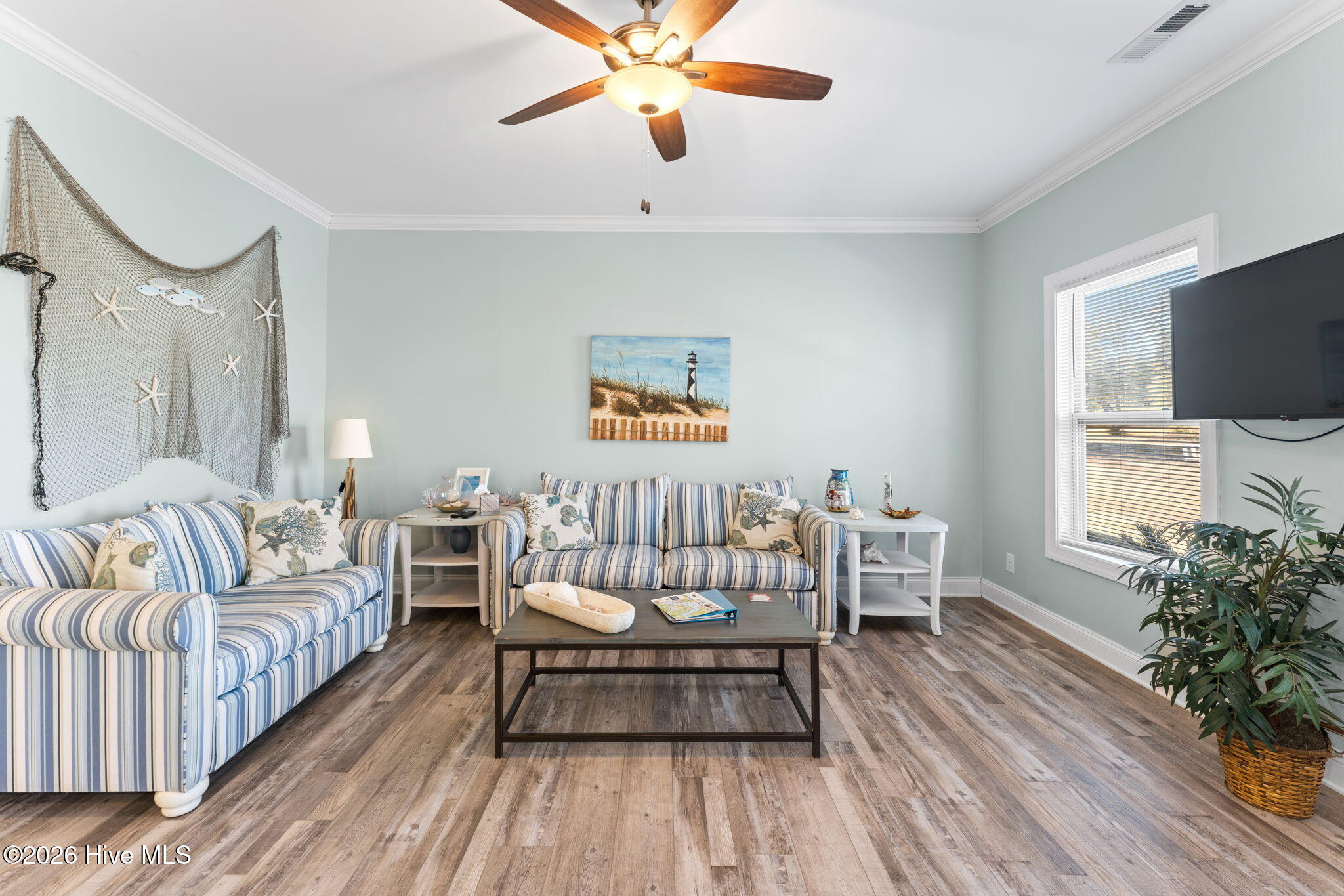 100552466 | Photo 22