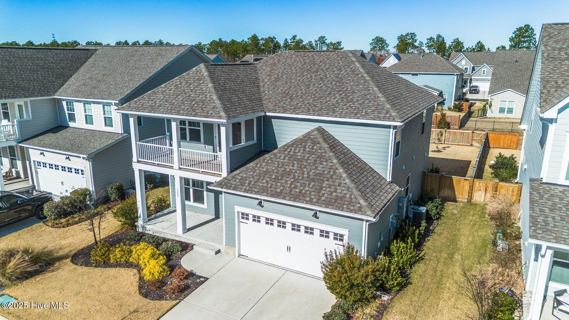 100547045 | Photo 58