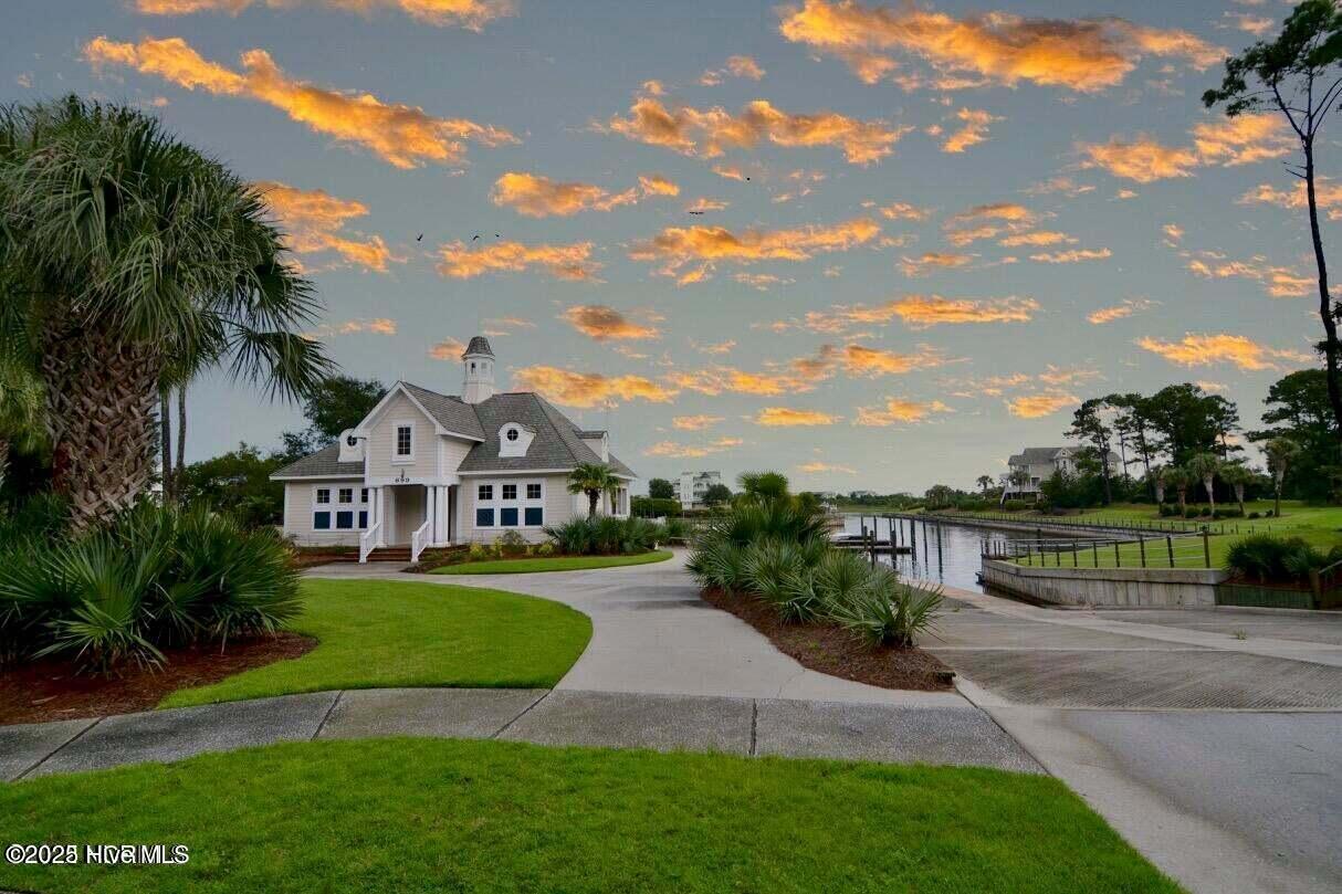 100493964 | Photo 42