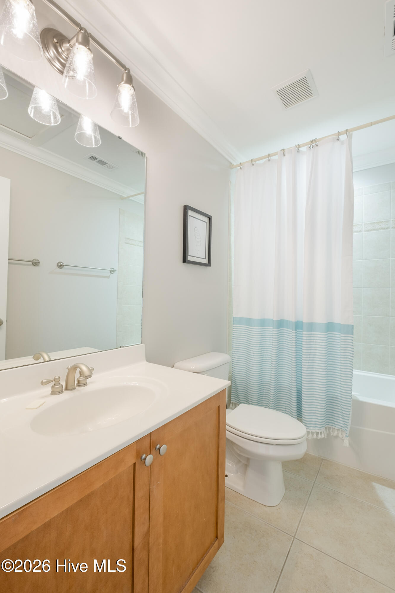 100557553 | Photo 34