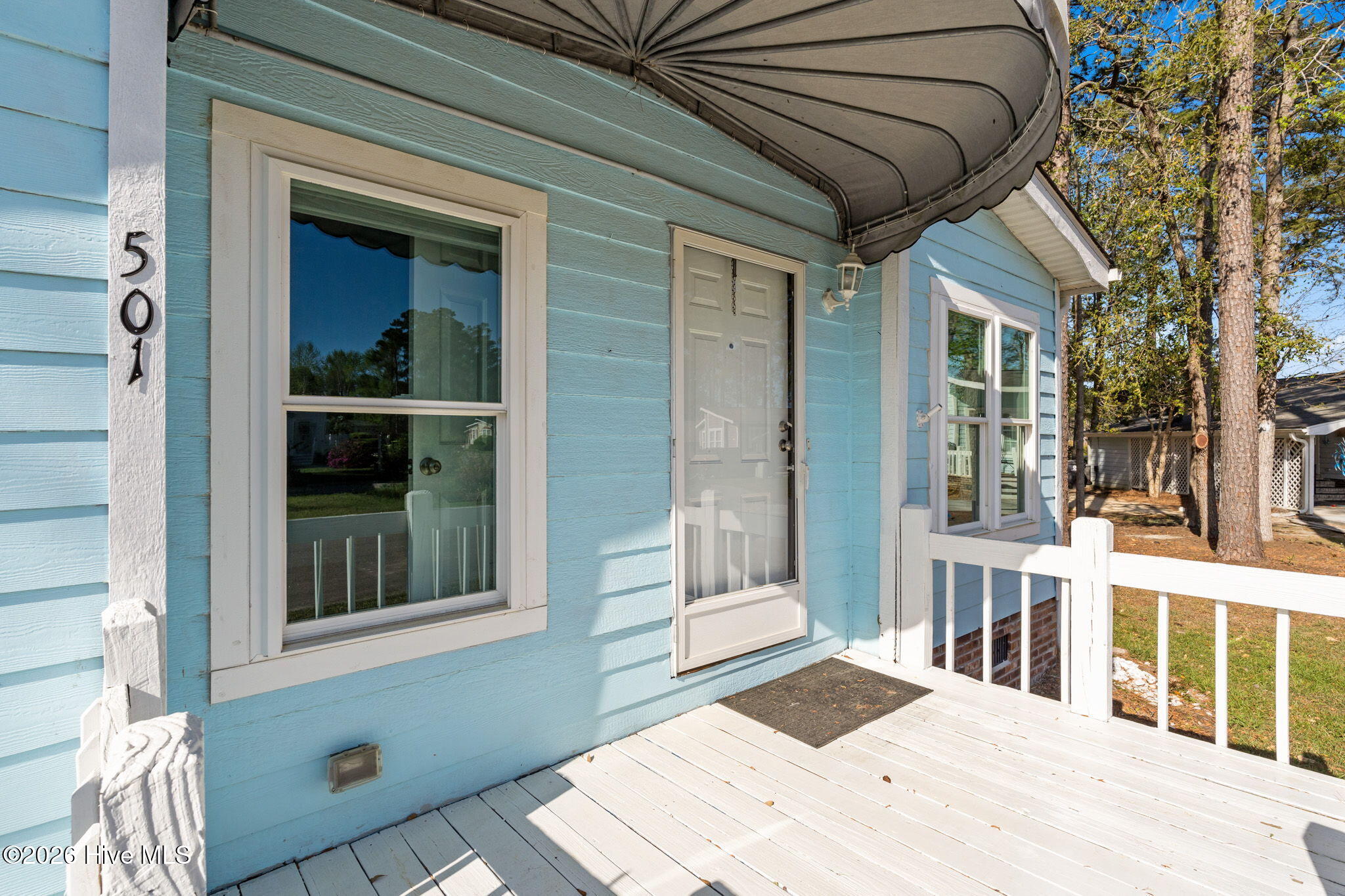 100555221 | Photo 52