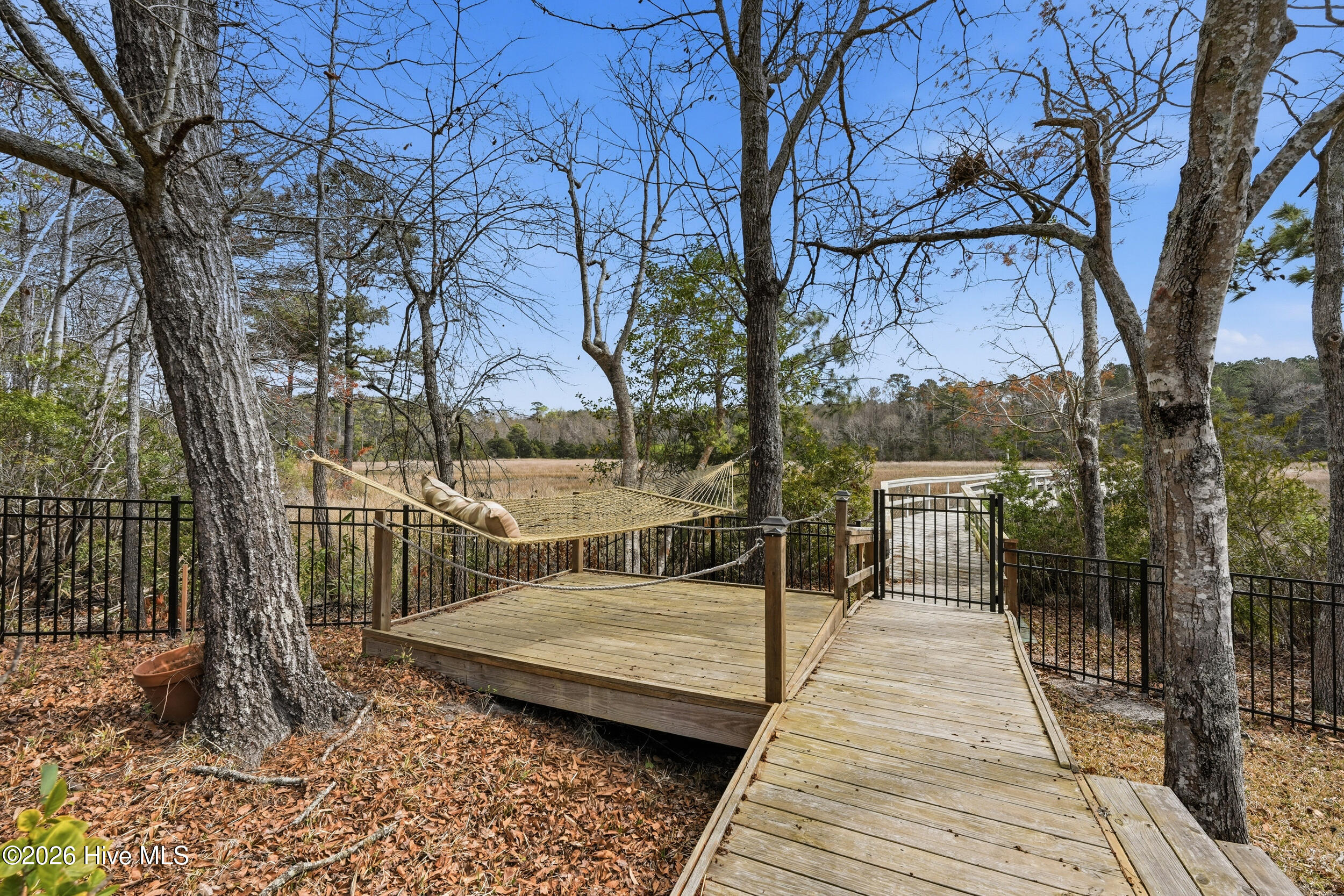 100559694 | Photo 55