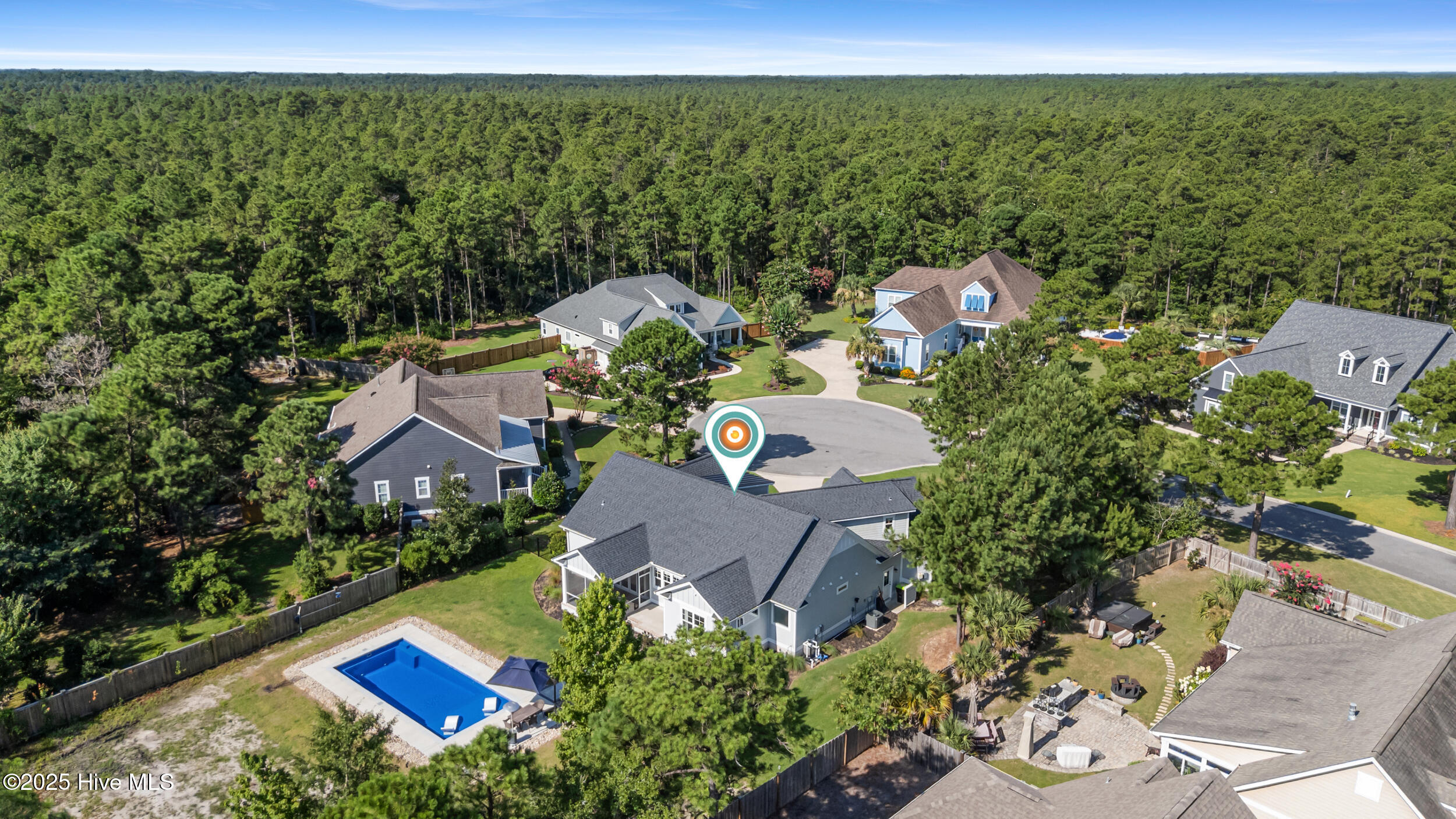 100520337 | Photo 41