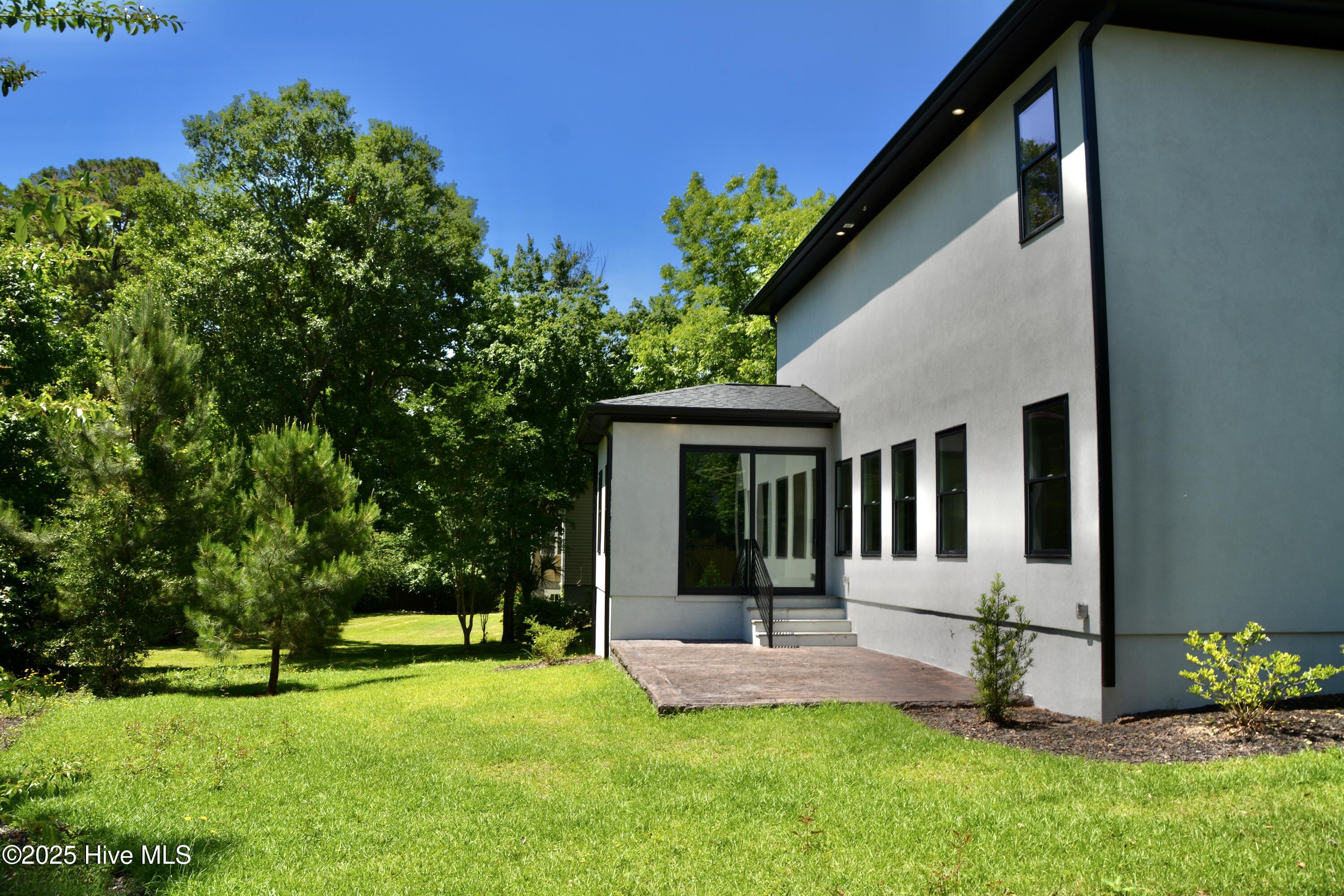 100508502 | Photo 83