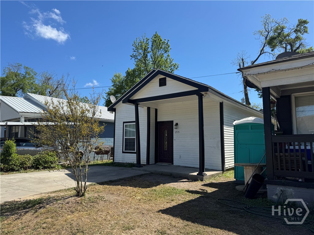 Homes for sale in Savannah, GA | 1715 Dunn St, Savannah, GA 31415 | MLS# SA352868