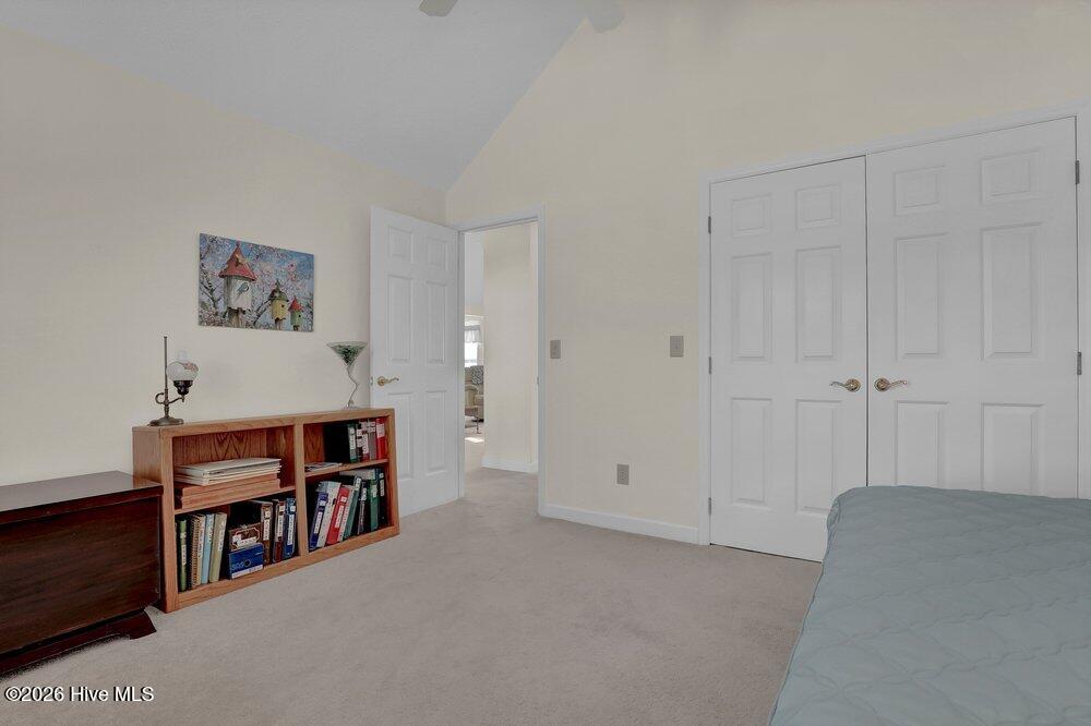 100559070 | Photo 19