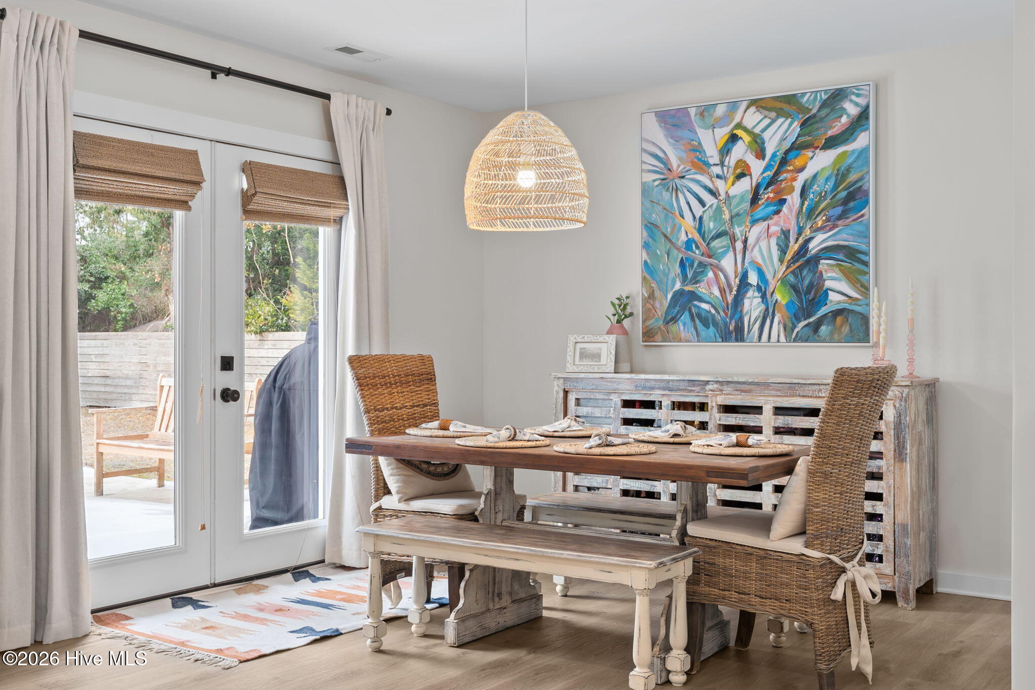 100552311 | Photo 23