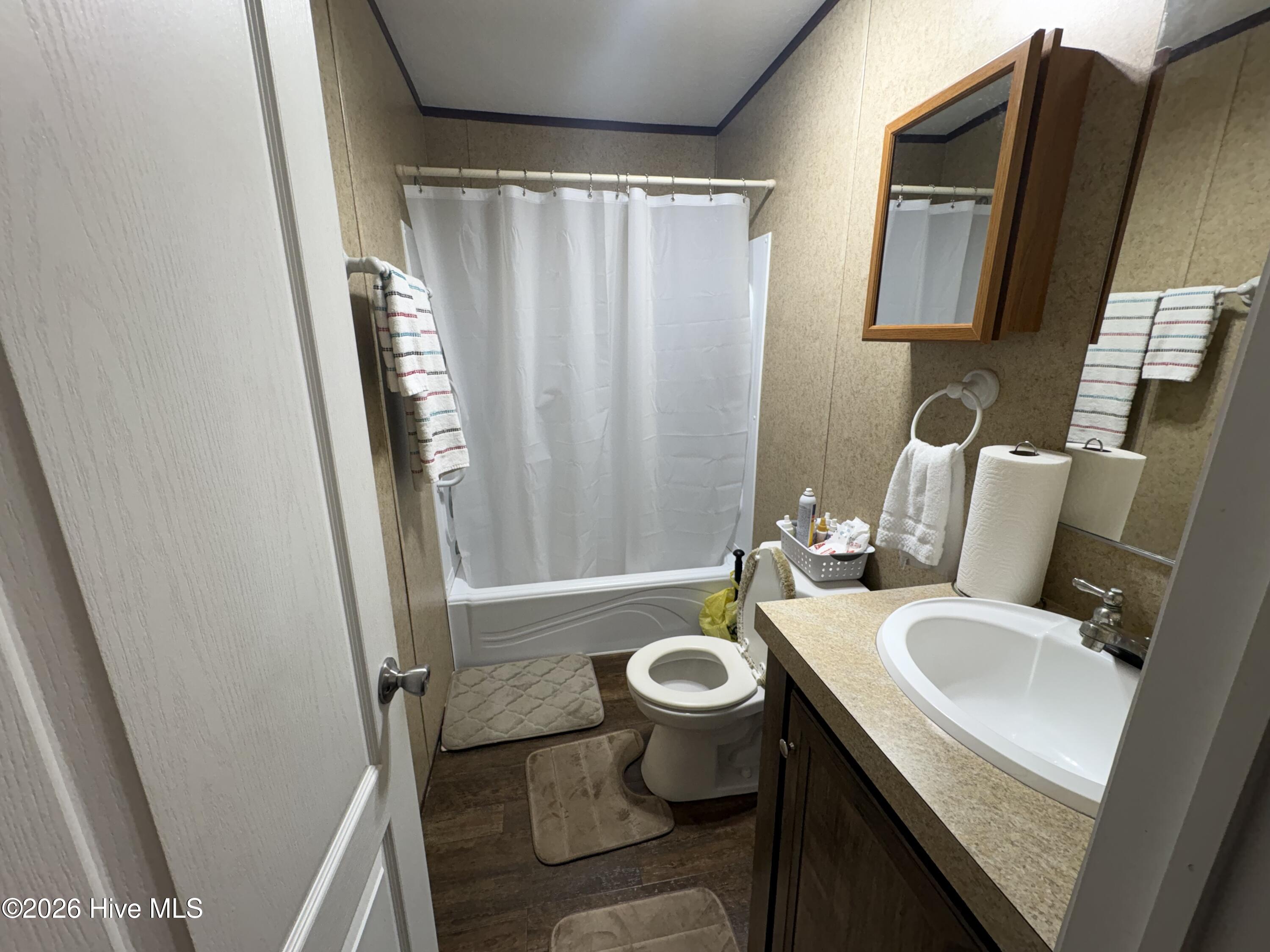 100563107 | Photo 29