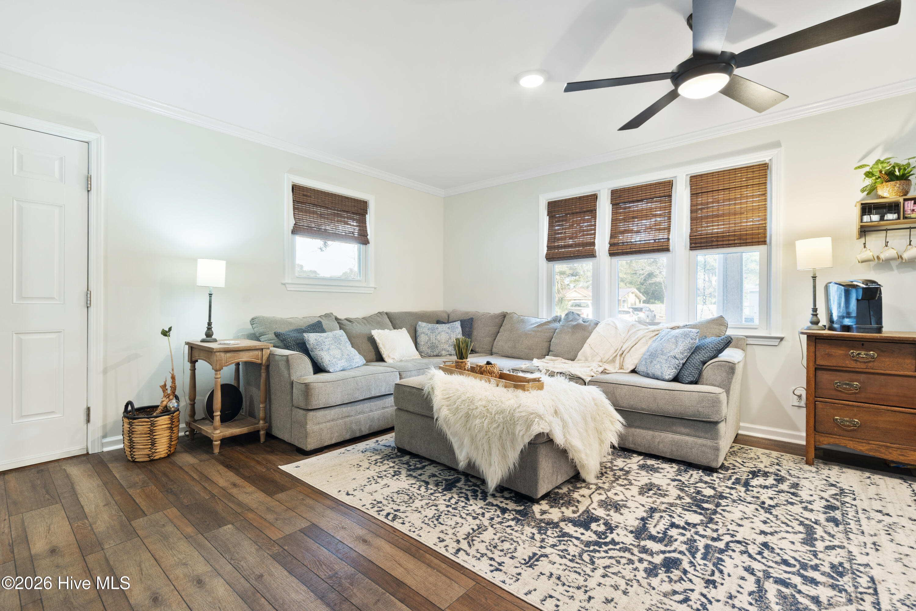 100555391 | Photo 22