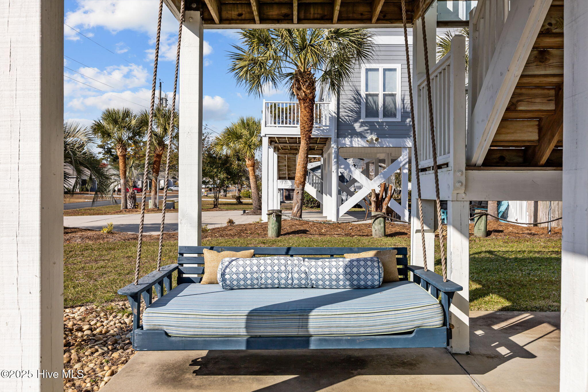 100543033 | Photo 32