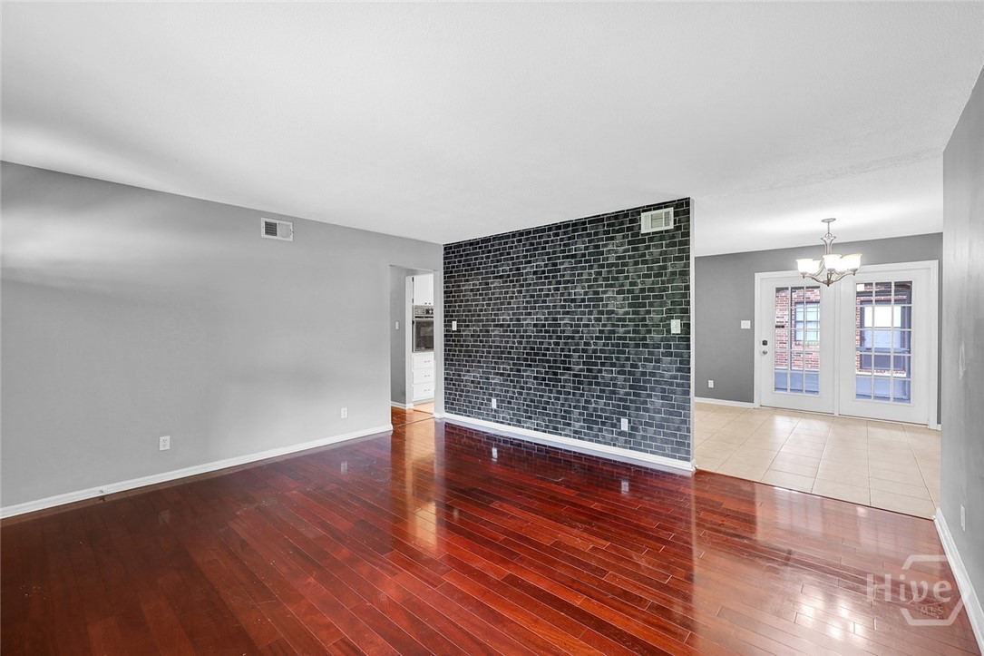 9 Austin Drive, Savannah, GA 31419 Listing Photo  10