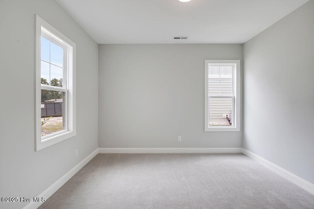 100496816 | Photo 11