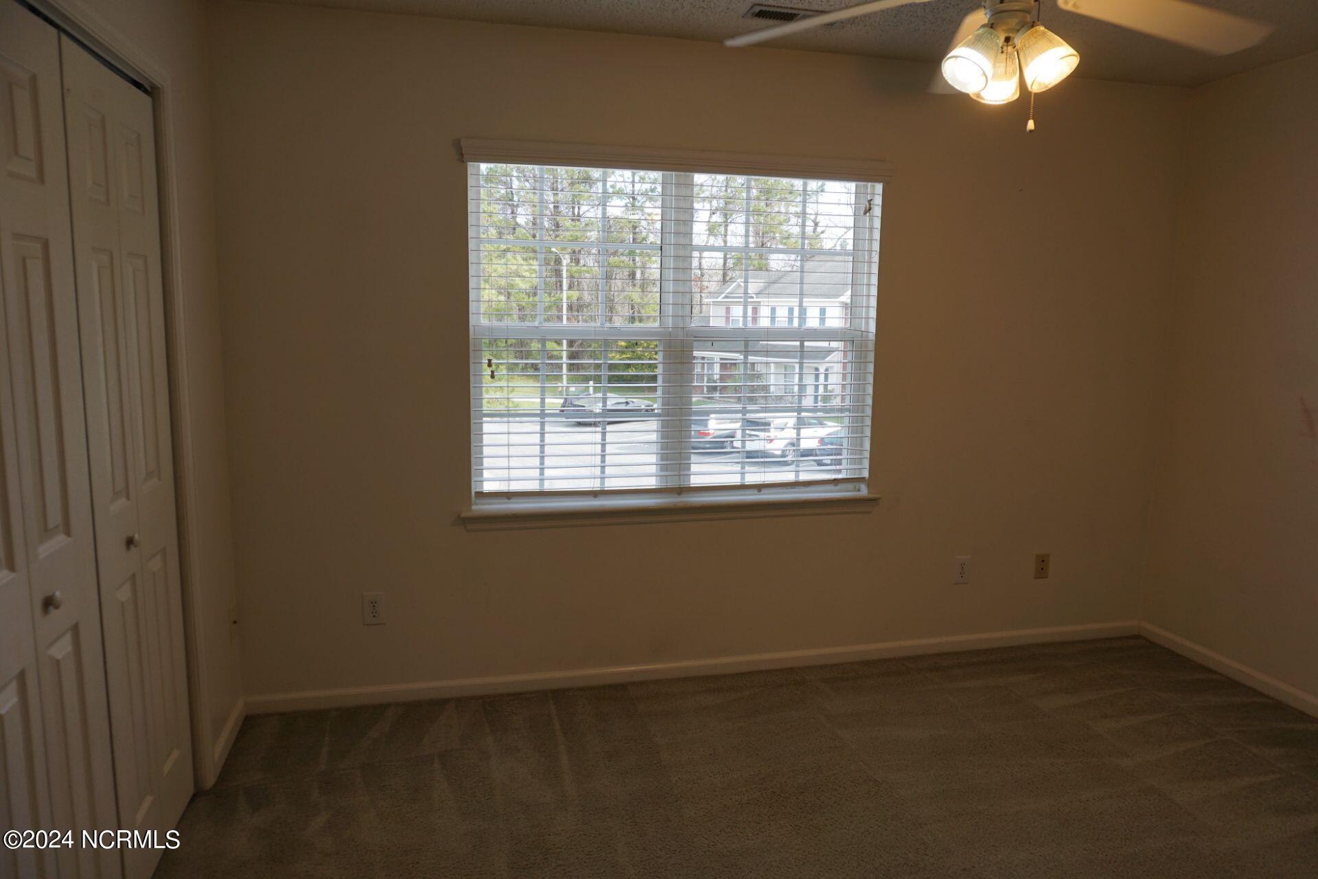 100567147 | Photo 13