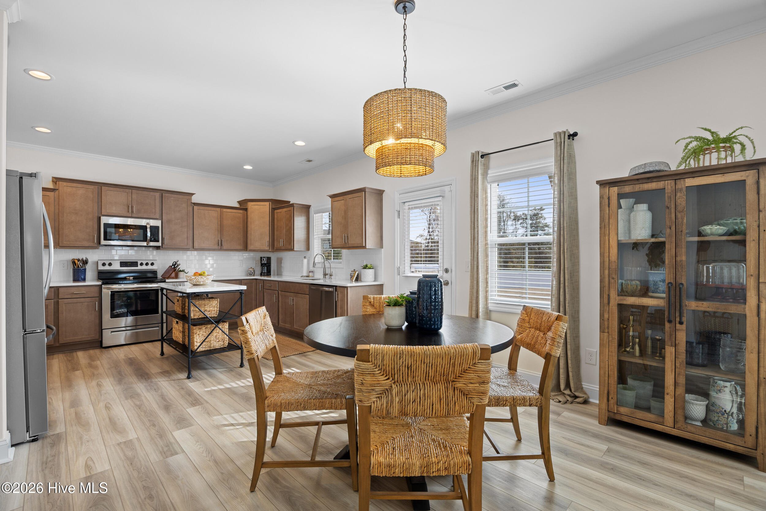 100555397 | Photo 23