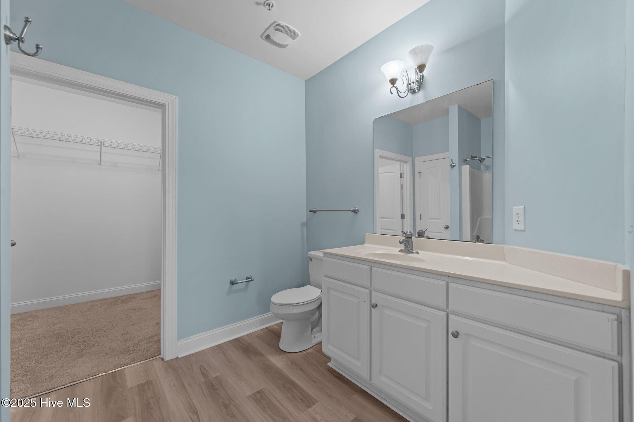 100506684 | Photo 21