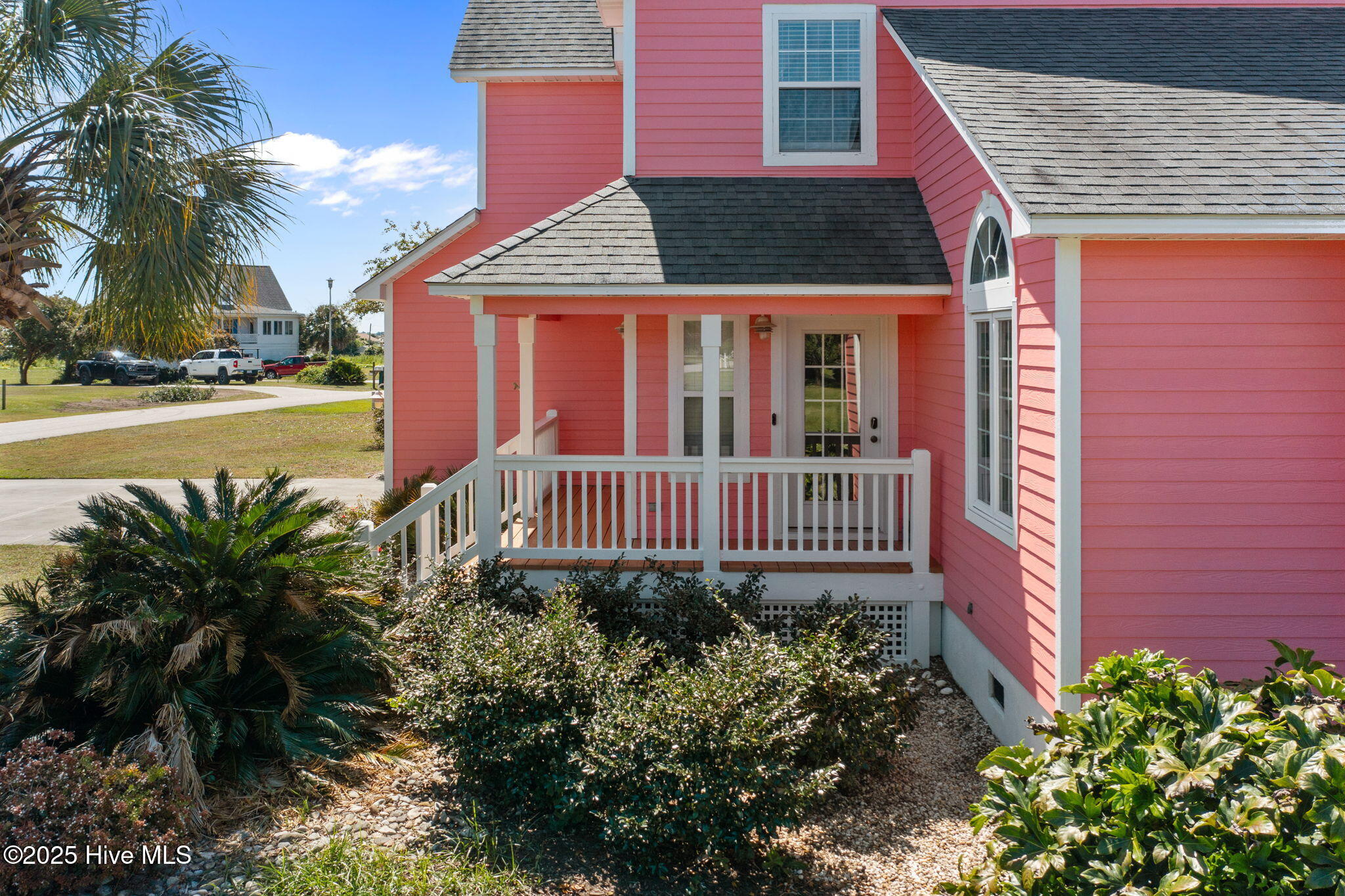 100509024 | Photo 28