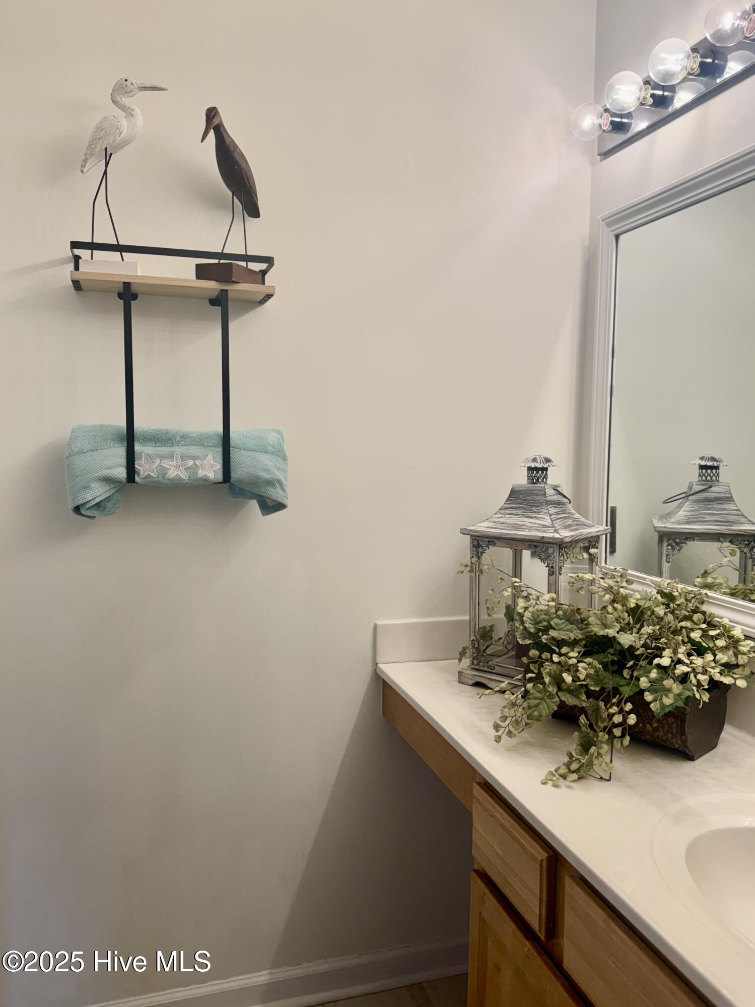 100544308 | Photo 19