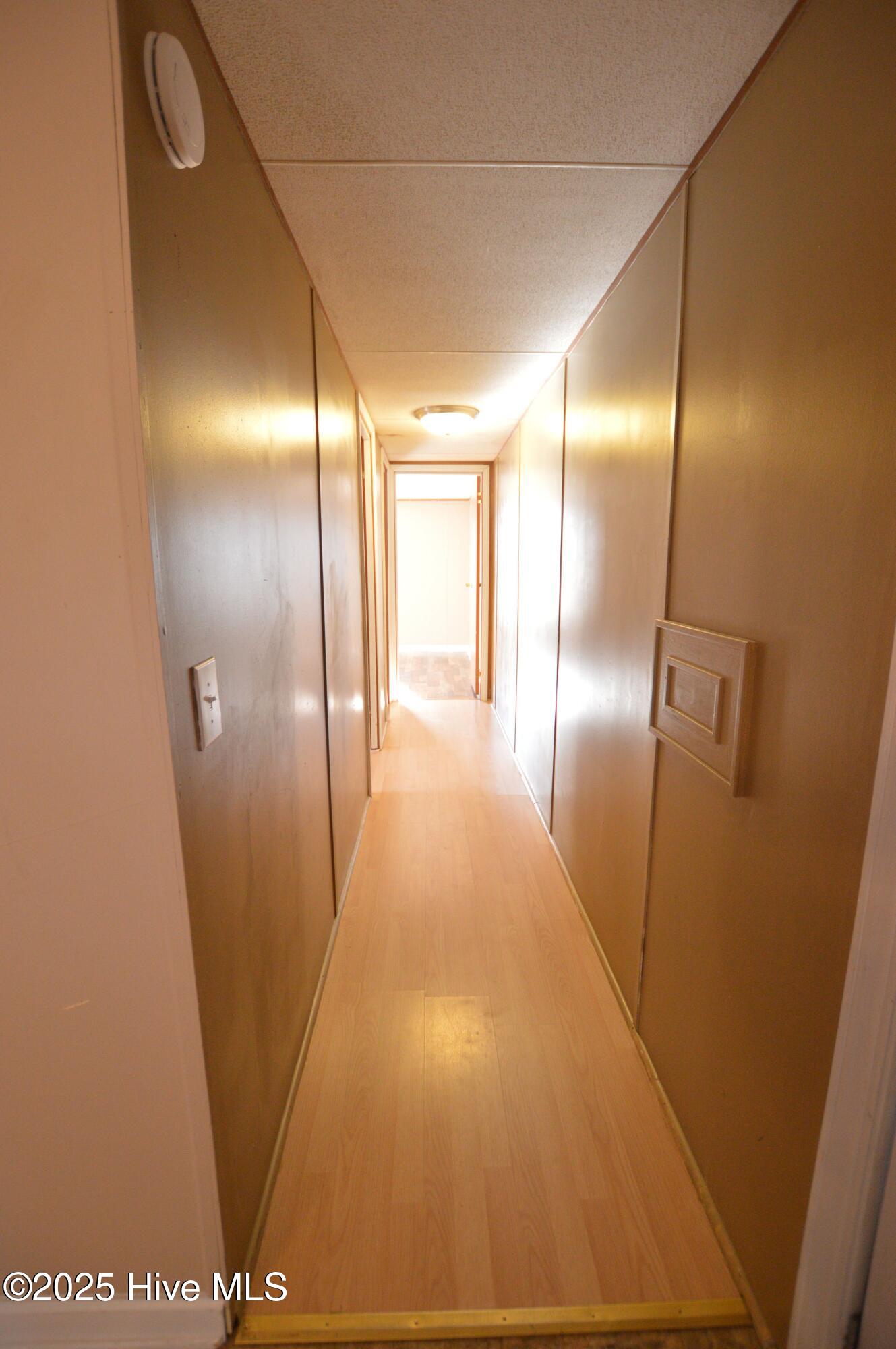 100545772 | Photo 10