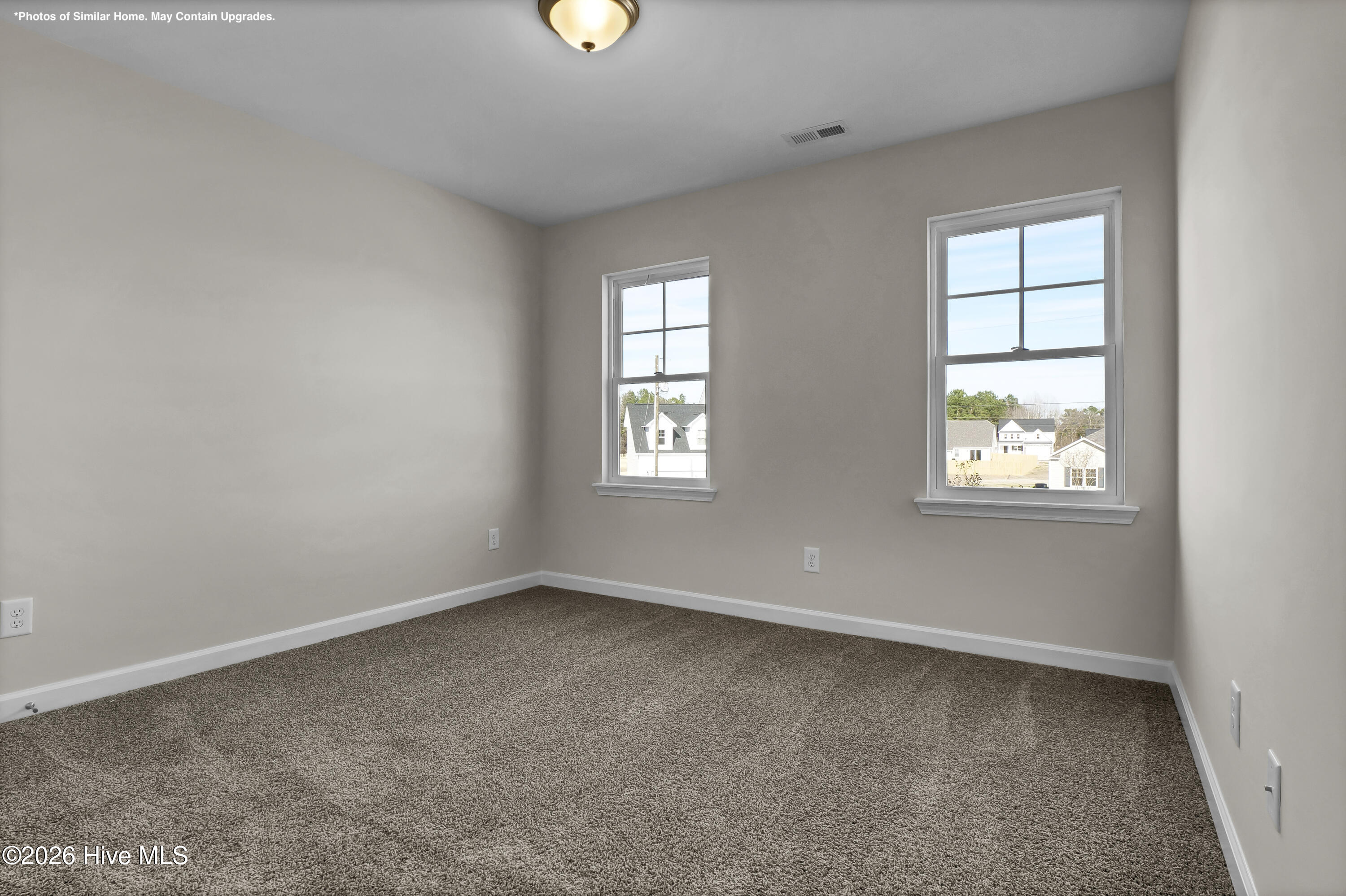 100556366 | Photo 10