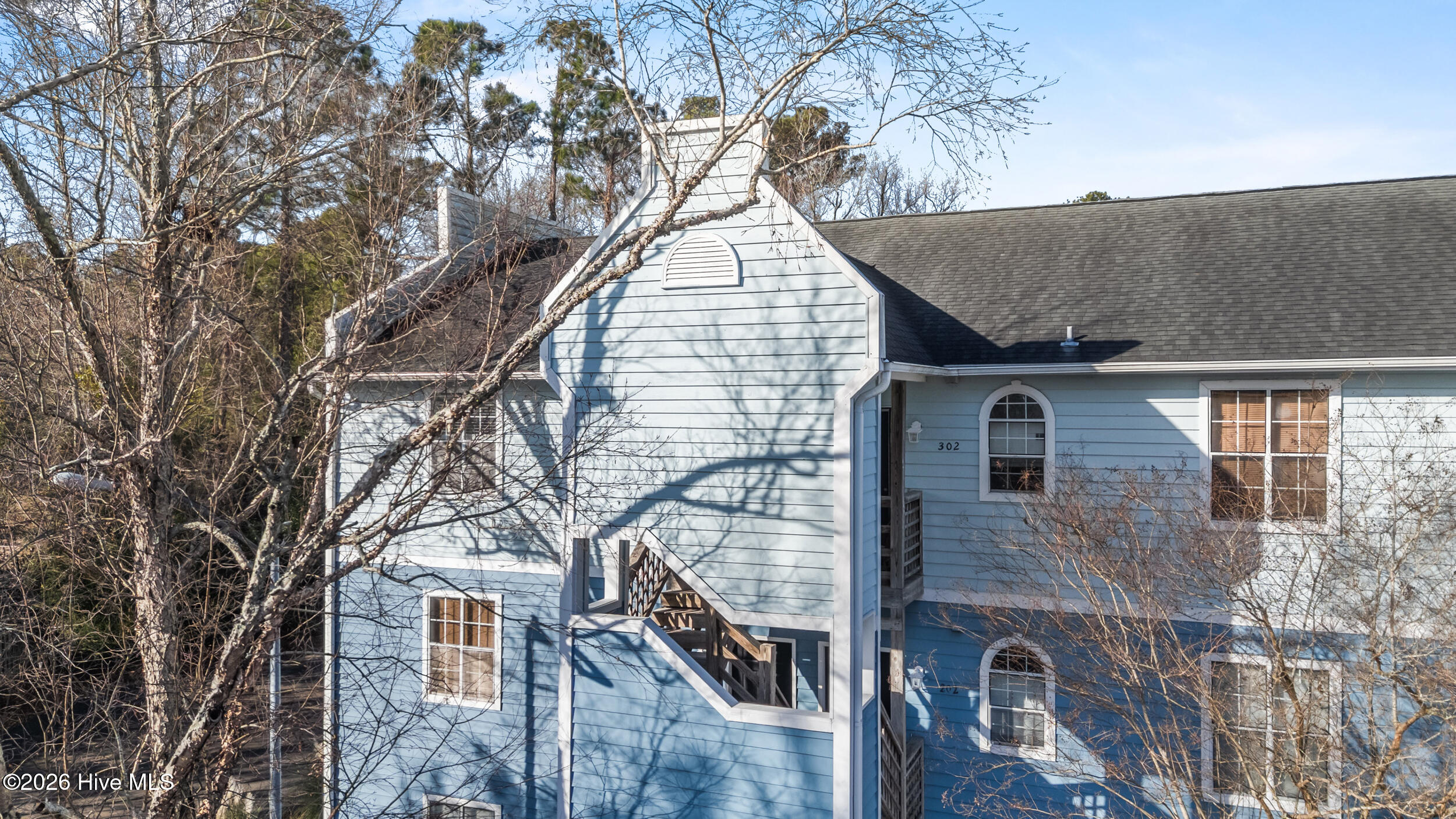 100551479 | Photo 26