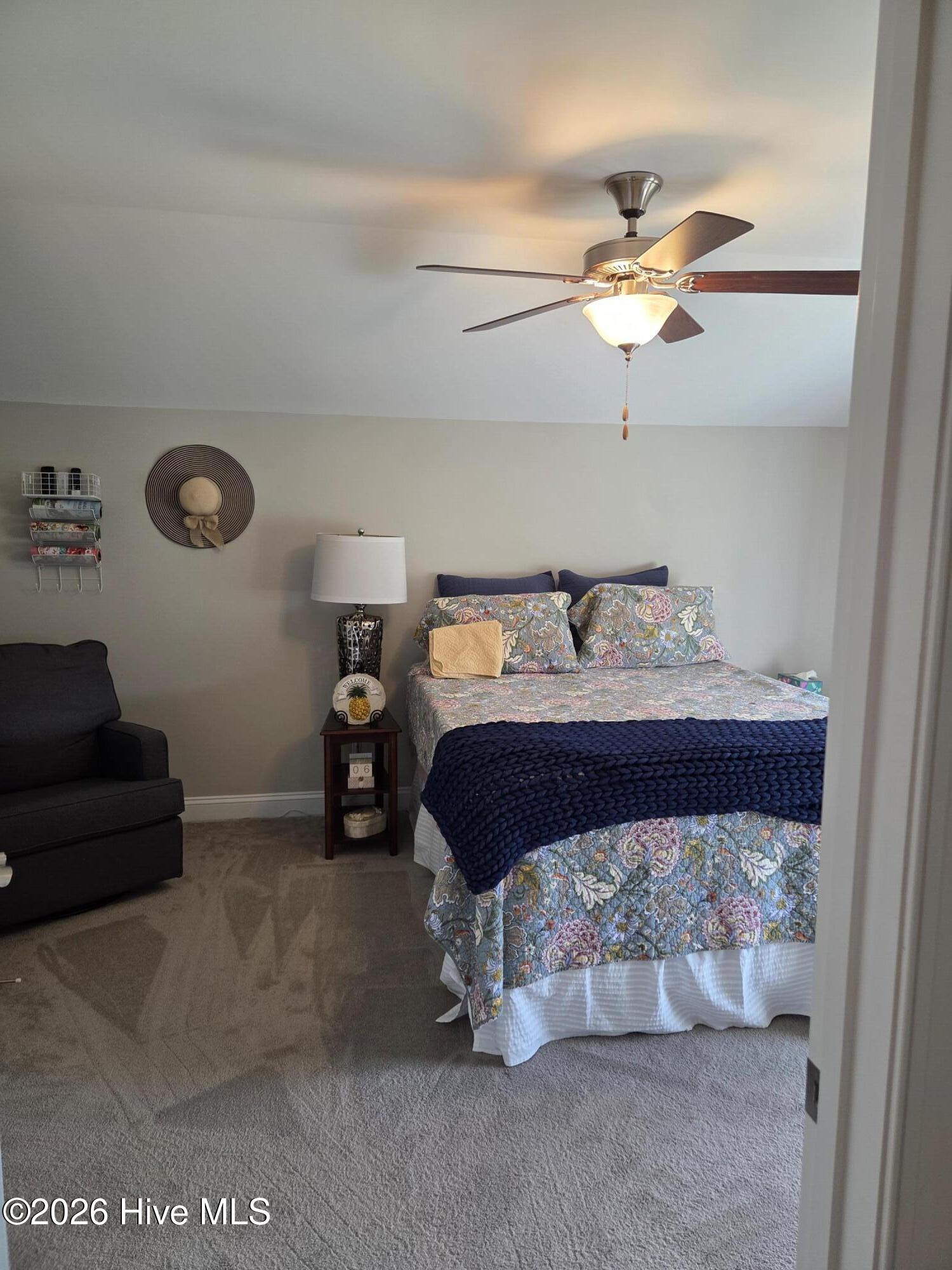 100566407 | Photo 37