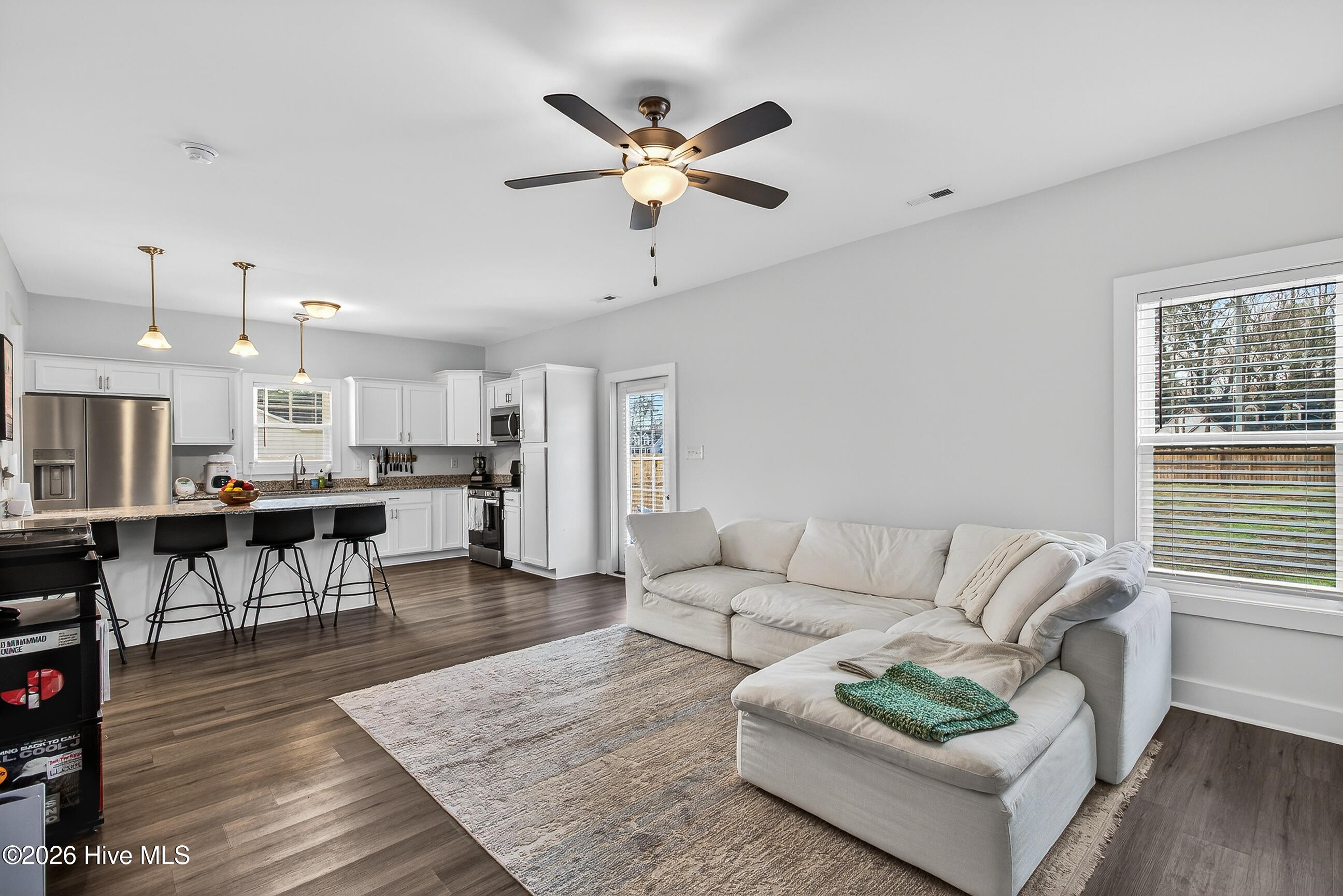 205 W Theriault Court,Jacksonville